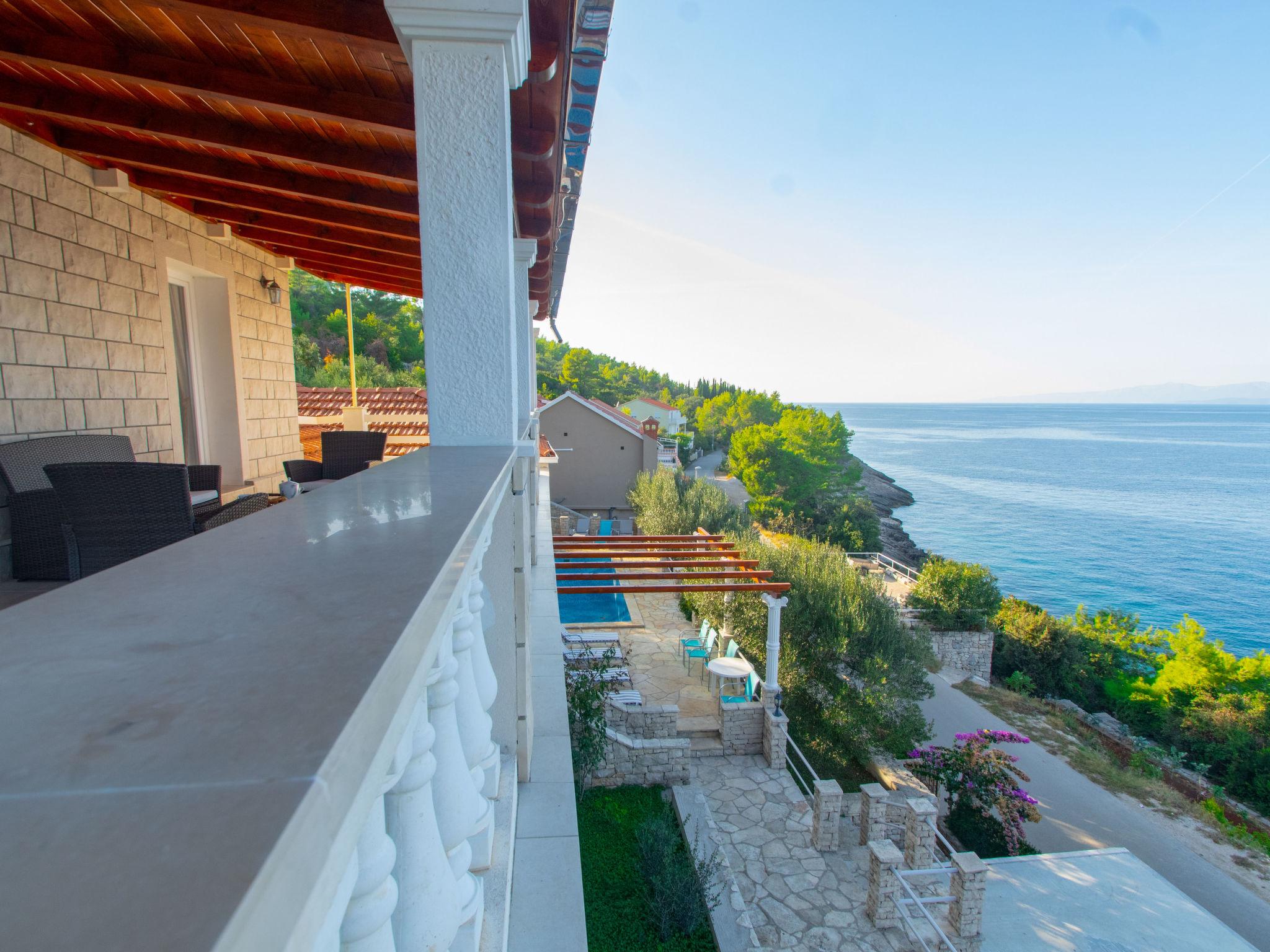 Photo 8 - Maison de 4 chambres à Blato avec piscine privée et vues à la mer