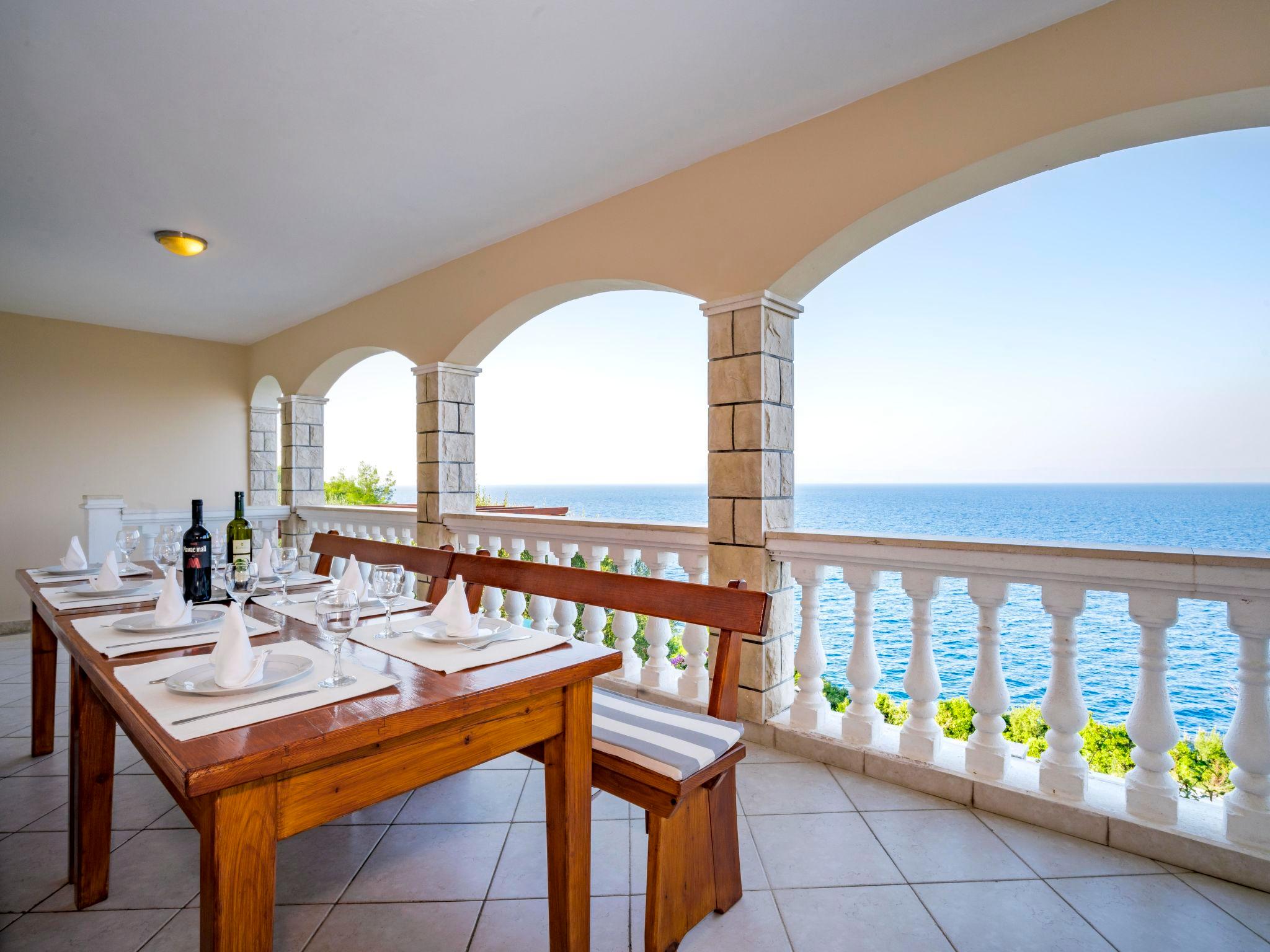 Photo 10 - Maison de 4 chambres à Blato avec piscine privée et vues à la mer