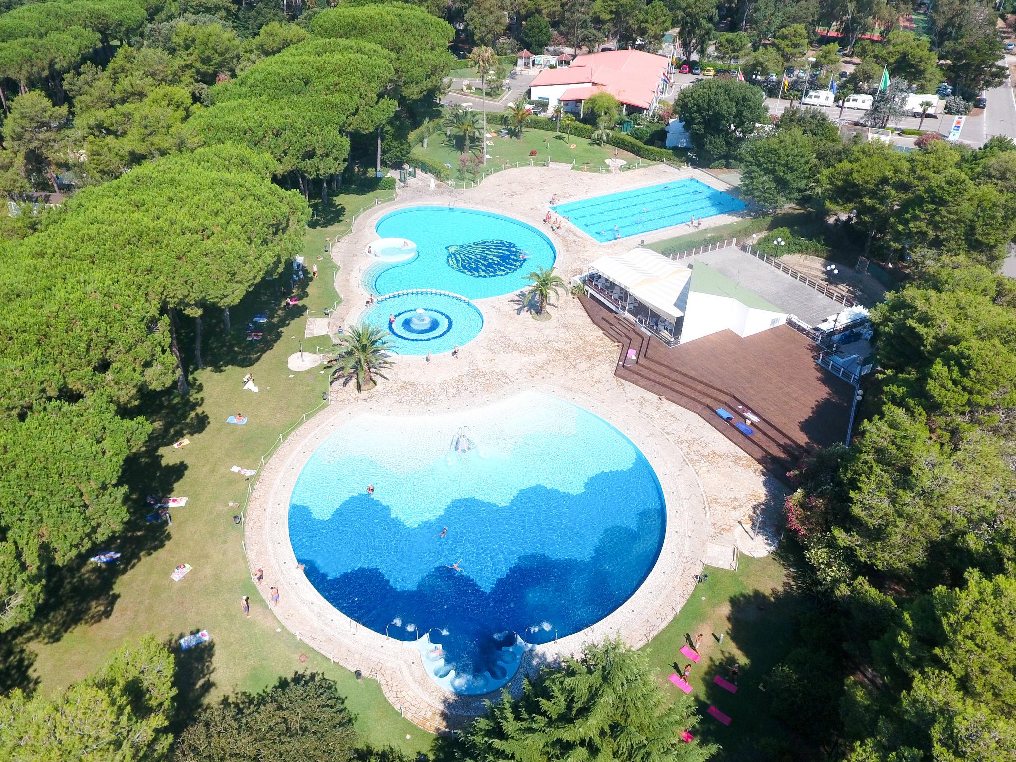 Foto 1 - Haus mit 2 Schlafzimmern in Sessa Aurunca mit schwimmbad und blick aufs meer