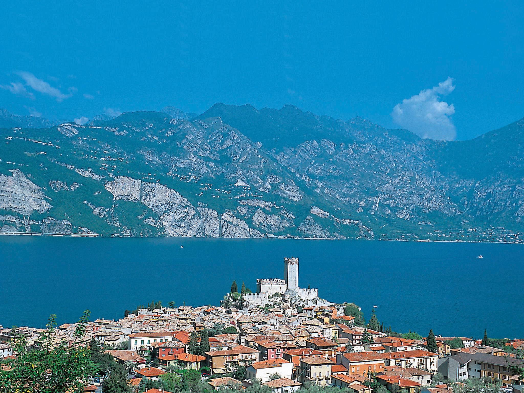 Photo 24 - Appartement de 1 chambre à Malcesine avec jardin et terrasse