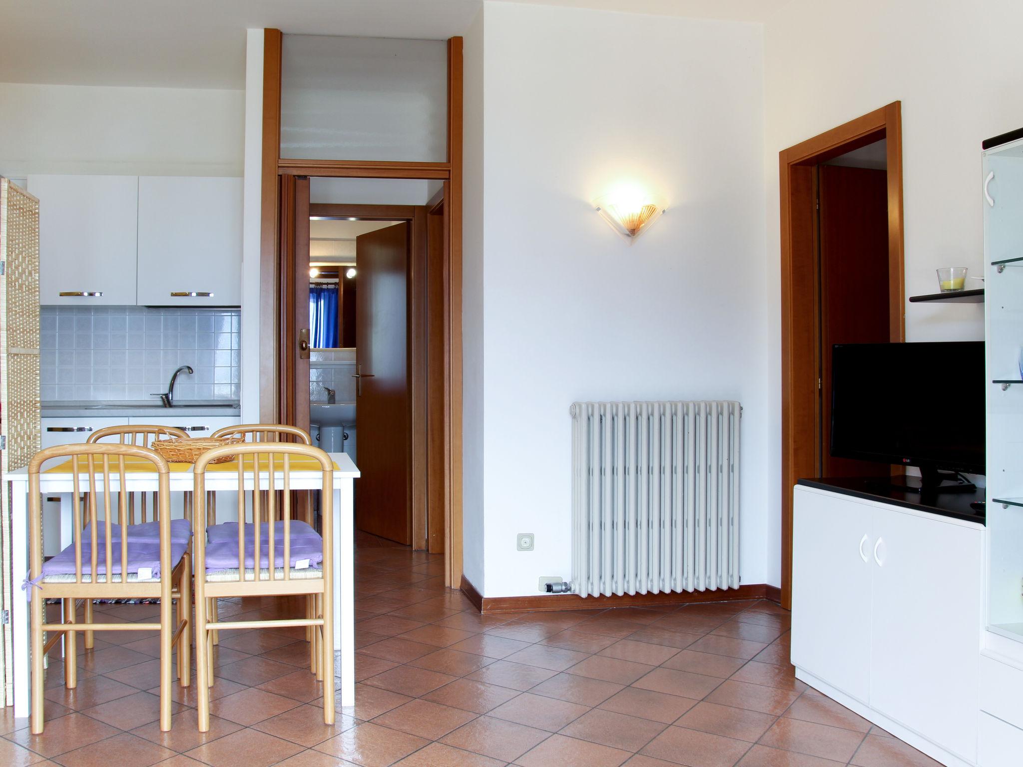 Photo 9 - 1 bedroom Apartment in Malcesine with garden