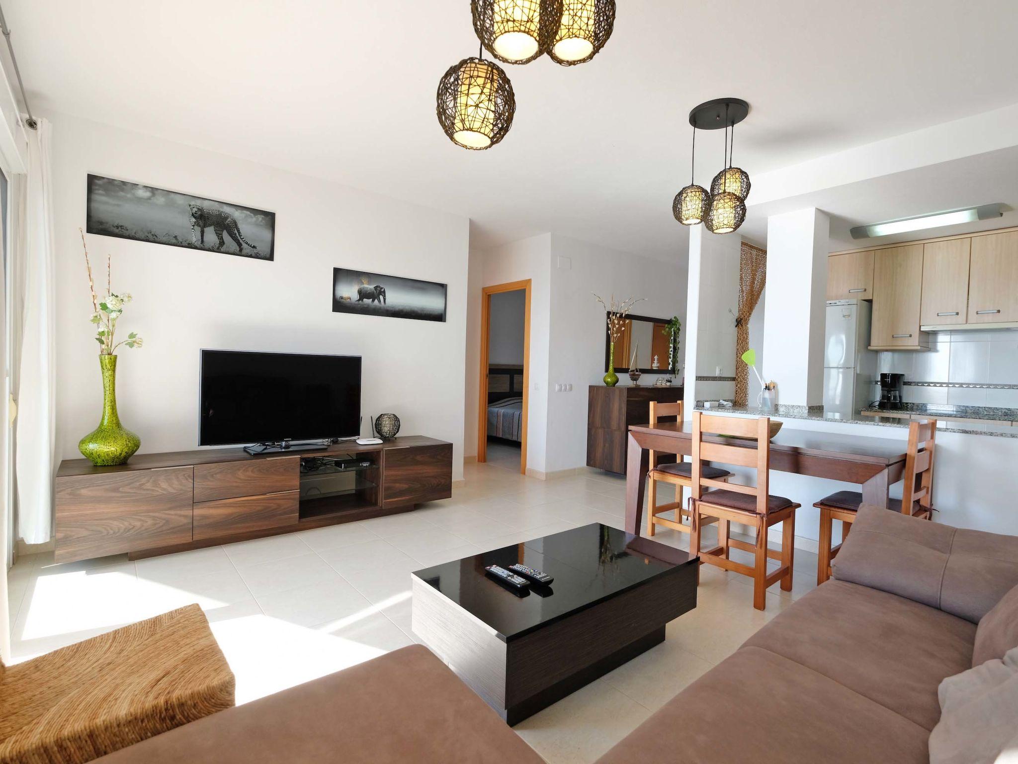 Photo 3 - 3 bedroom Apartment in Alcanar with swimming pool and garden