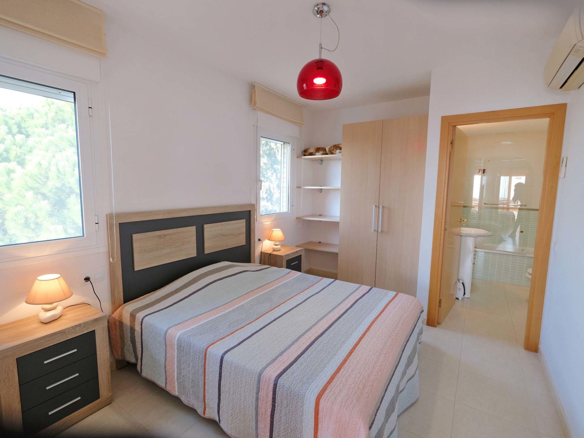 Foto 5 - Apartamento de 3 habitaciones en Alcanar con piscina y vistas al mar
