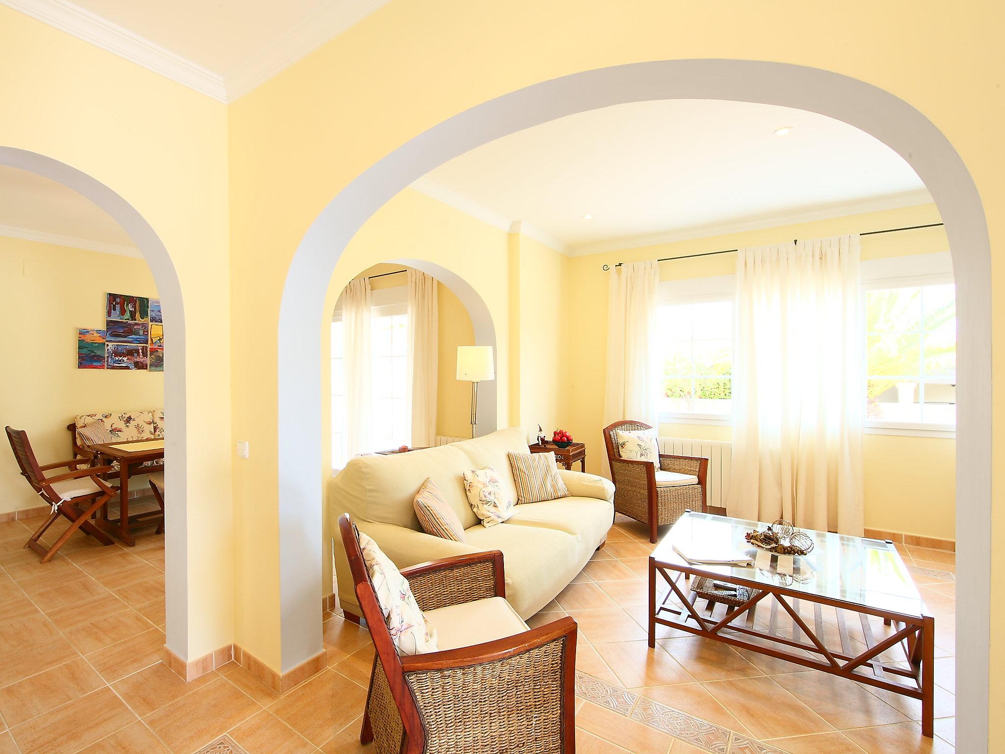 Photo 9 - 4 bedroom House in Calp with private pool and sea view