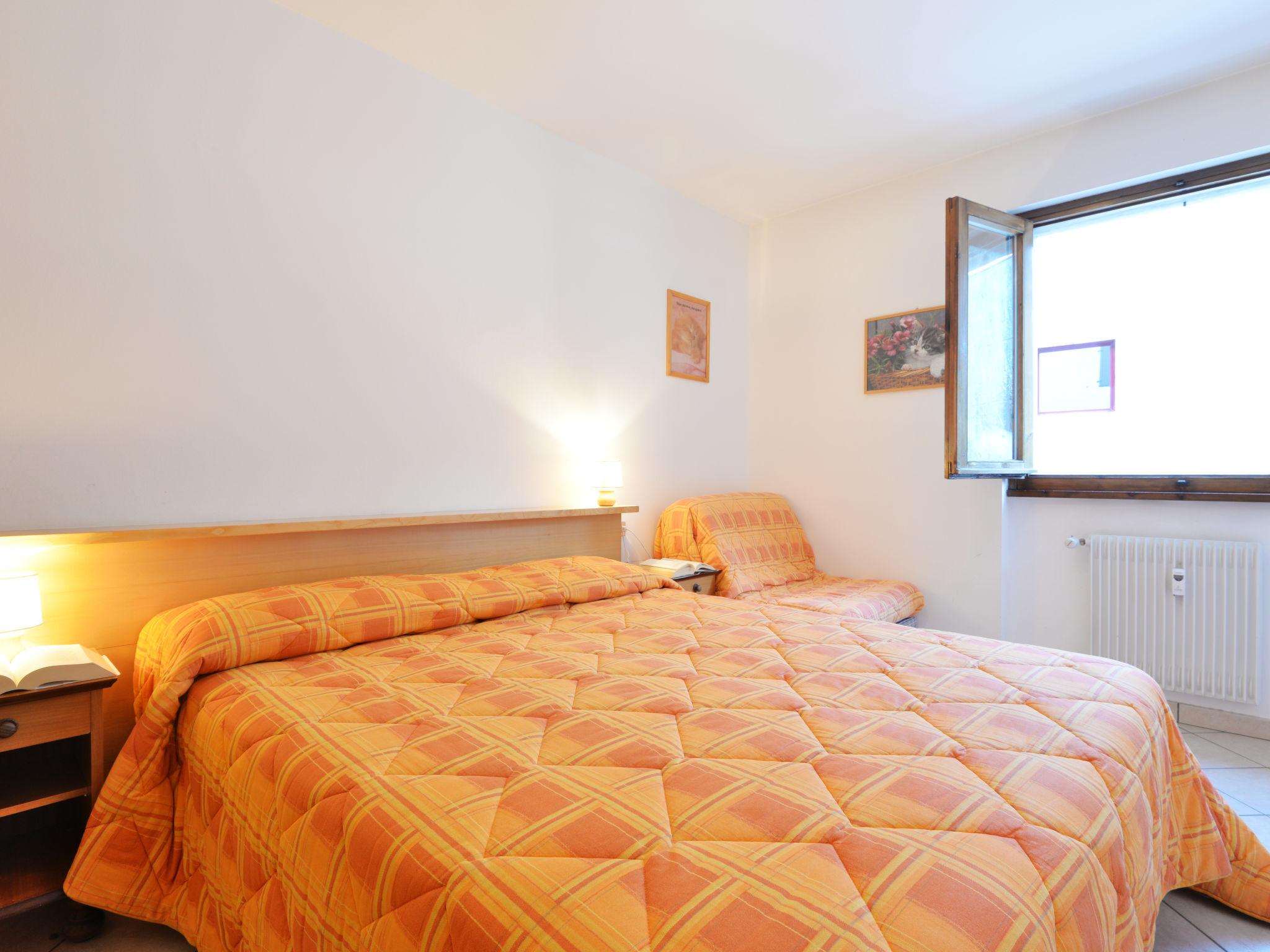 Foto 8 - Appartamento con 1 camera da letto a Canazei con vista sulle montagne