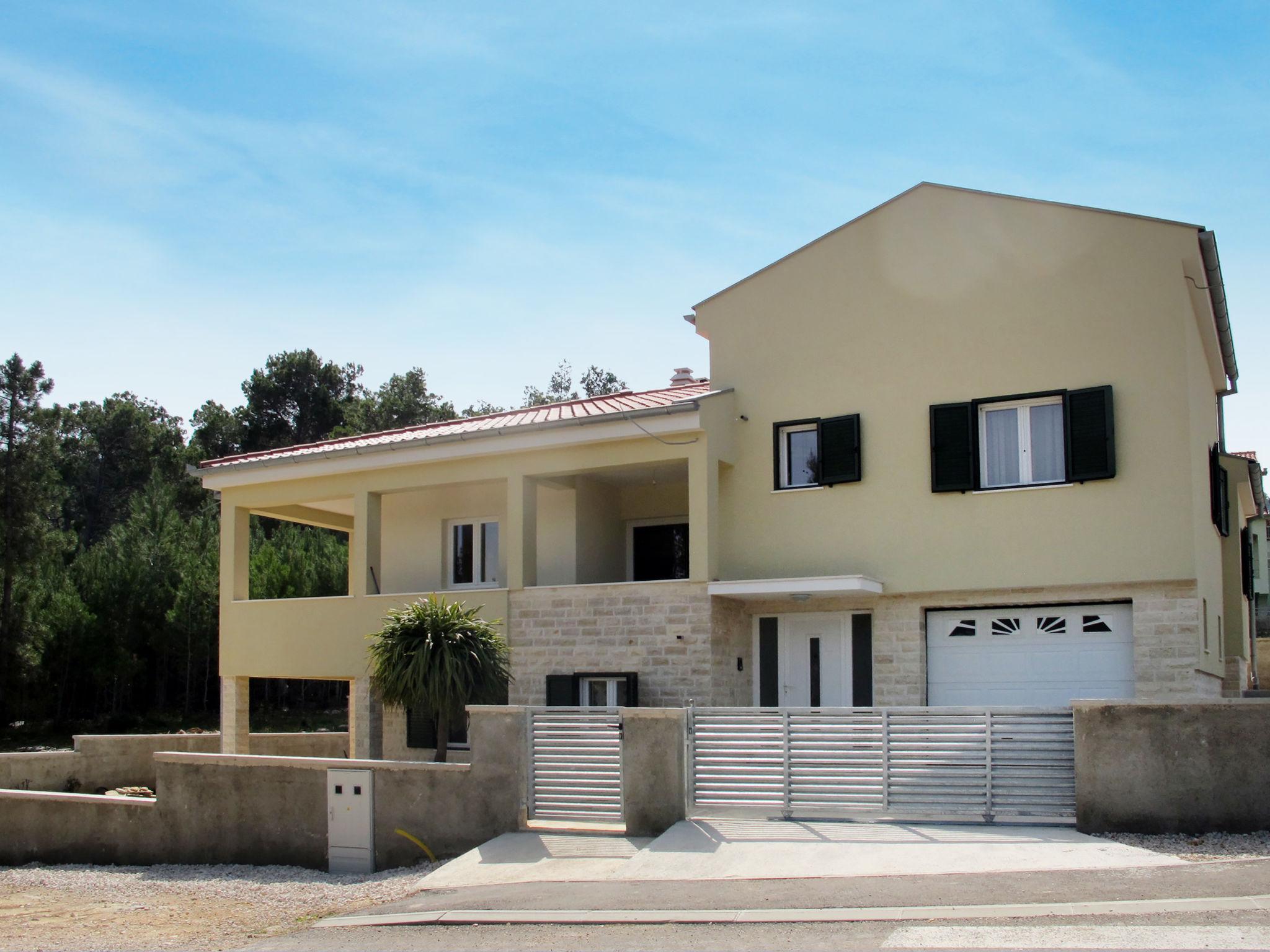 Photo 26 - Maison de 5 chambres à Novigrad avec terrasse et vues à la mer