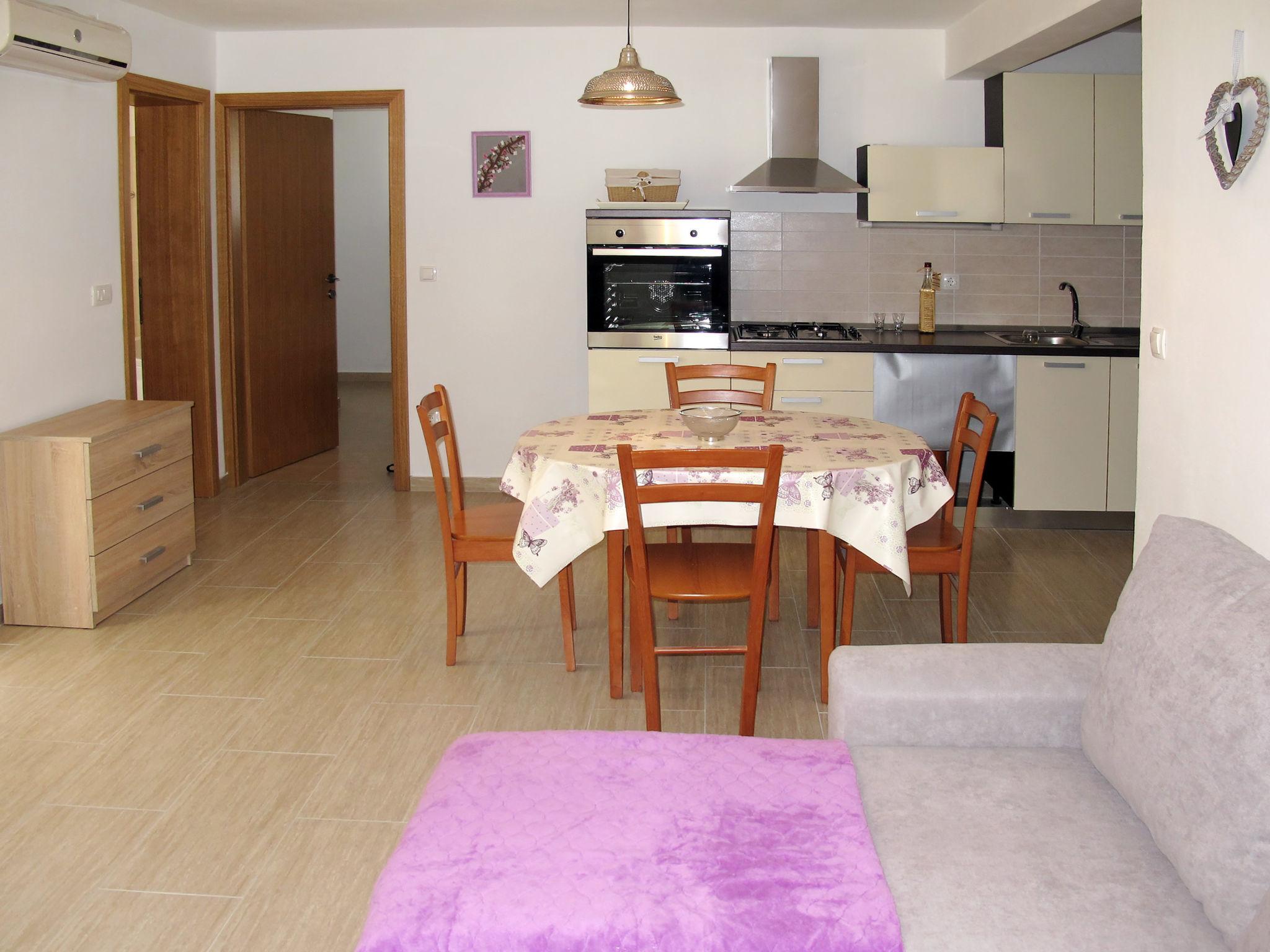 Photo 14 - 5 bedroom House in Novigrad with terrace