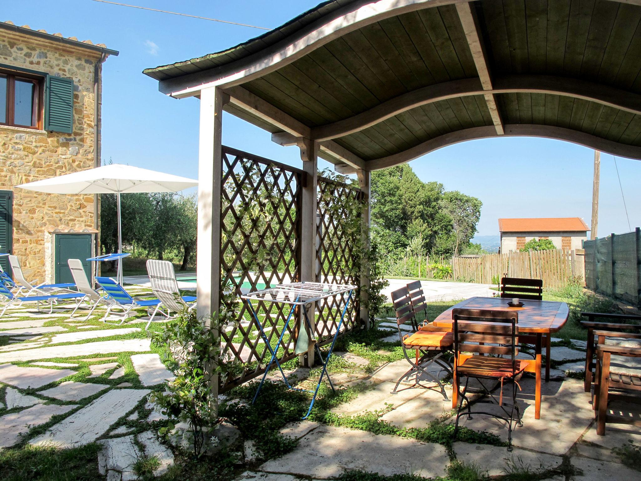 Photo 34 - 3 bedroom House in Colle di Val d'Elsa with private pool and garden