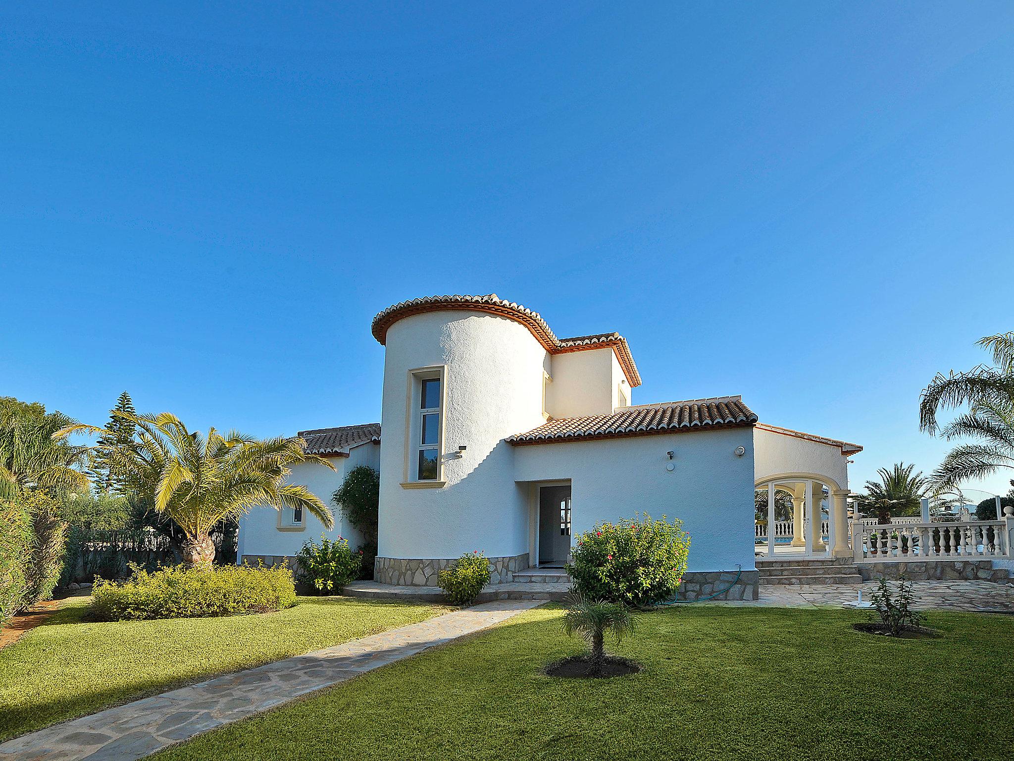 Foto 16 - Casa de 3 quartos em Jávea com piscina privada e jardim