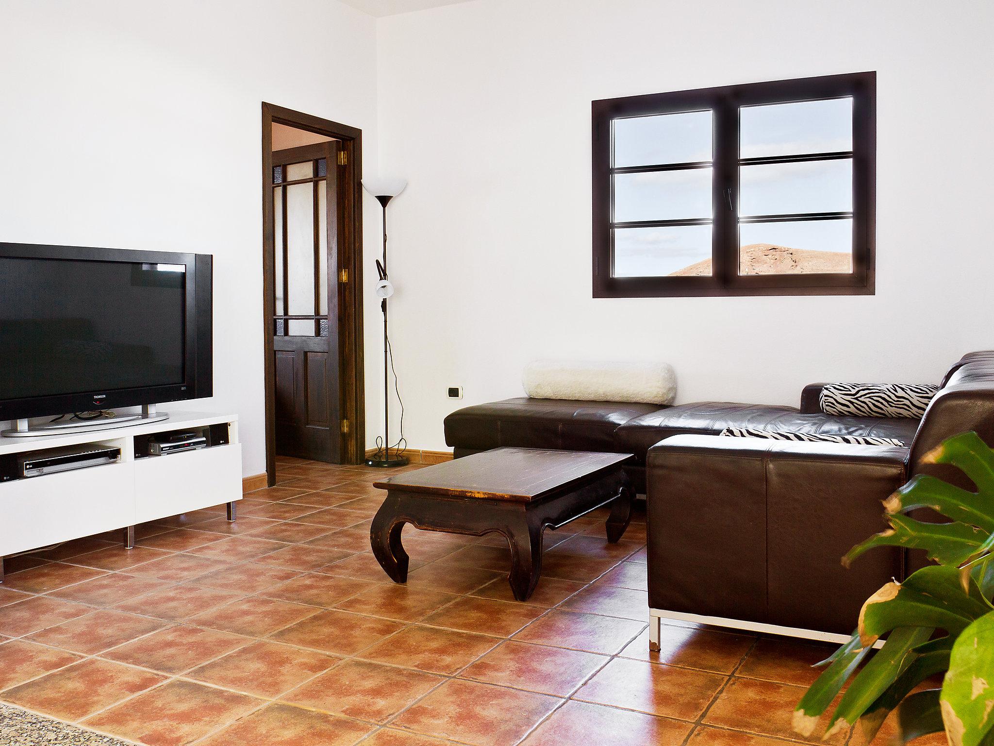 Foto 2 - Haus mit 3 Schlafzimmern in Tinajo mit privater pool und terrasse