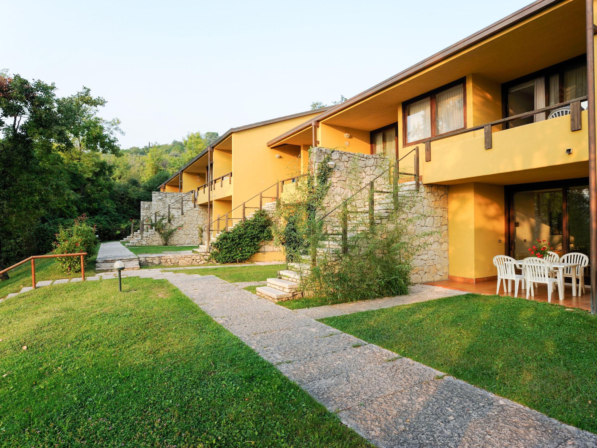 Foto 5 - Apartment mit 2 Schlafzimmern in Costermano sul Garda mit schwimmbad und blick auf die berge