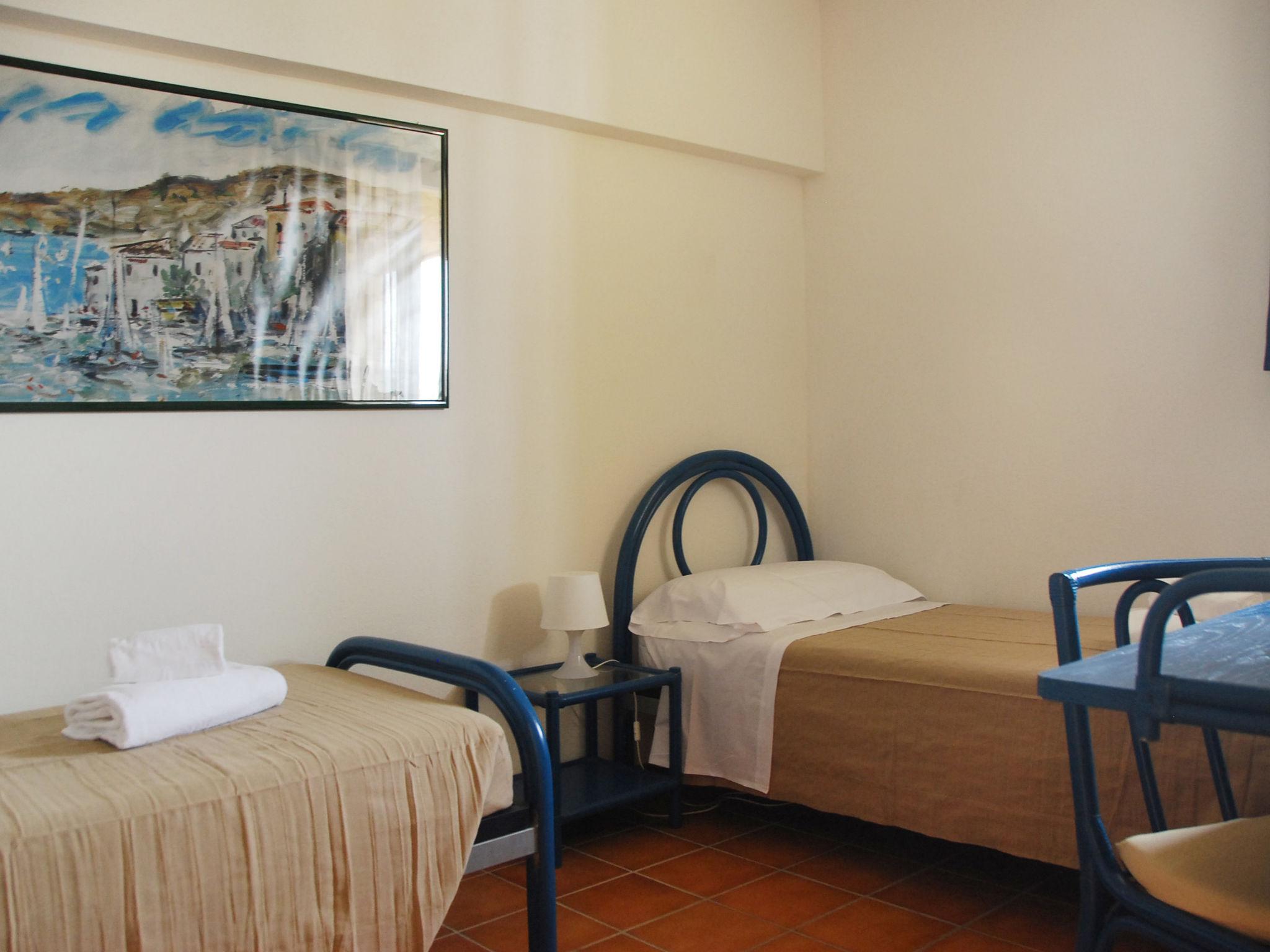 Foto 17 - Apartamento de 2 quartos em Costermano sul Garda com piscina e jardim