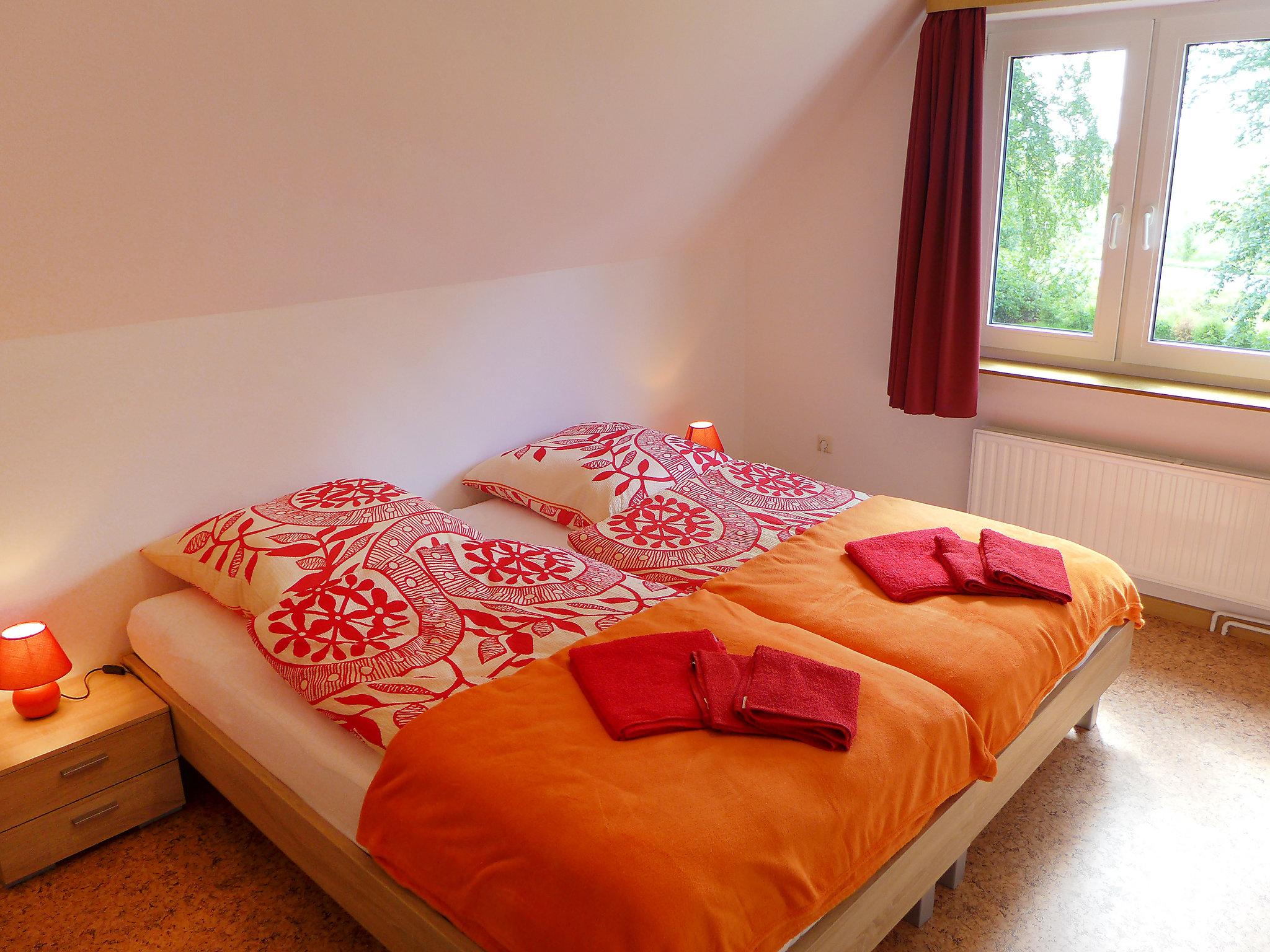 Foto 5 - Appartamento con 2 camere da letto a Halbemond con giardino e vista mare
