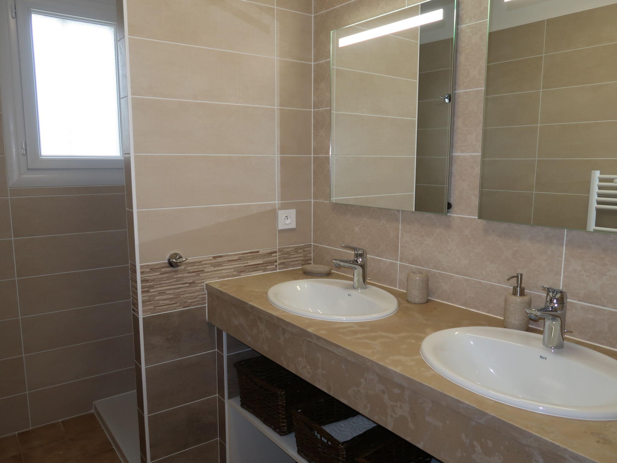 Foto 11 - Appartamento con 3 camere da letto a Visan con piscina privata e giardino