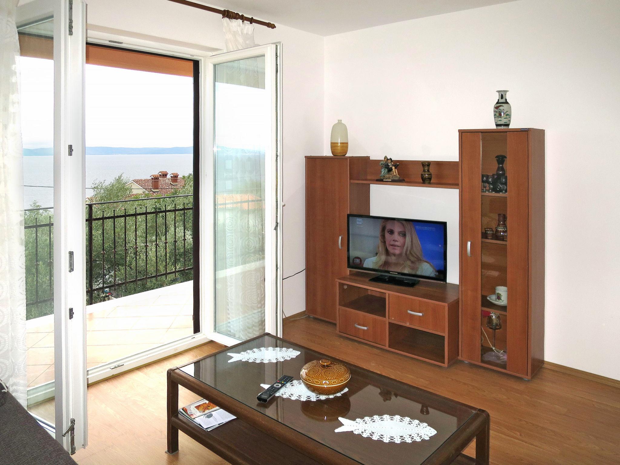 Photo 4 - Appartement de 1 chambre à Raša avec vues à la mer