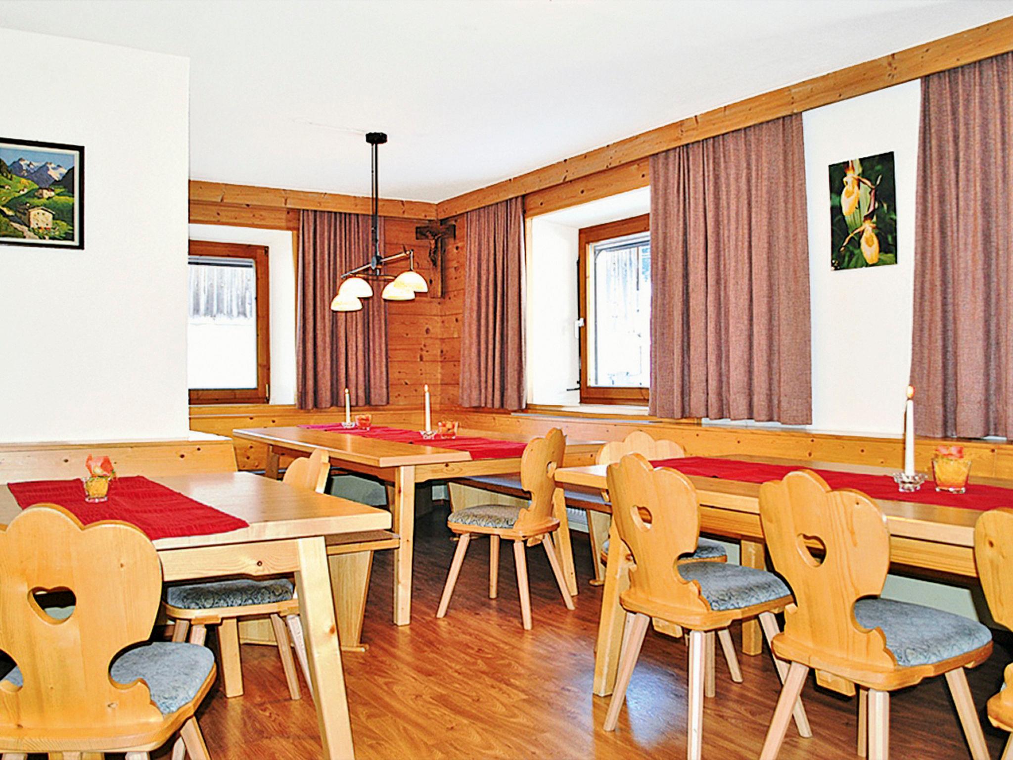 Foto 2 - Haus mit 8 Schlafzimmern in Sankt Leonhard im Pitztal mit garten und blick auf die berge