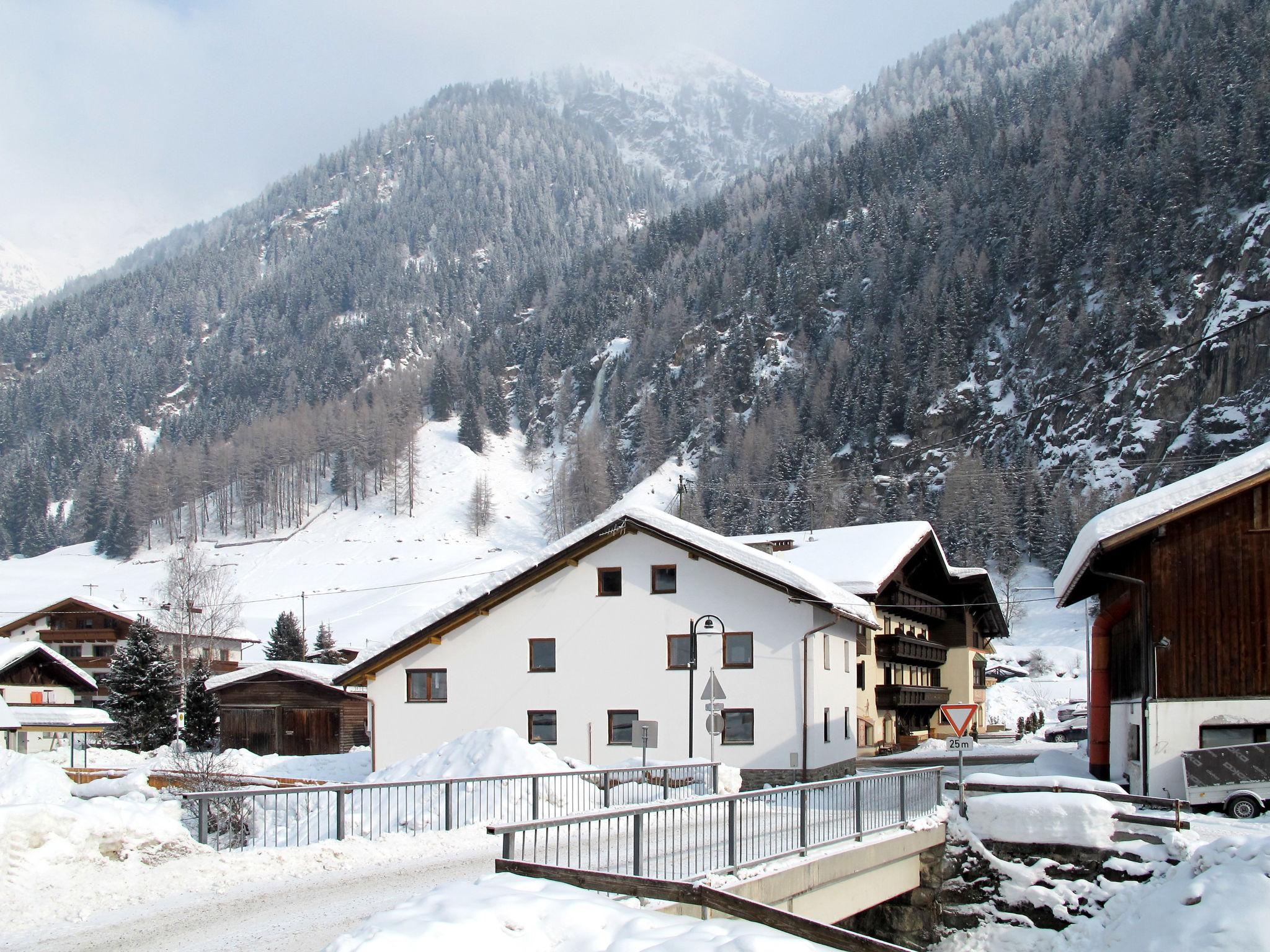 Photo 16 - Maison de 8 chambres à Sankt Leonhard im Pitztal avec jardin et vues sur la montagne