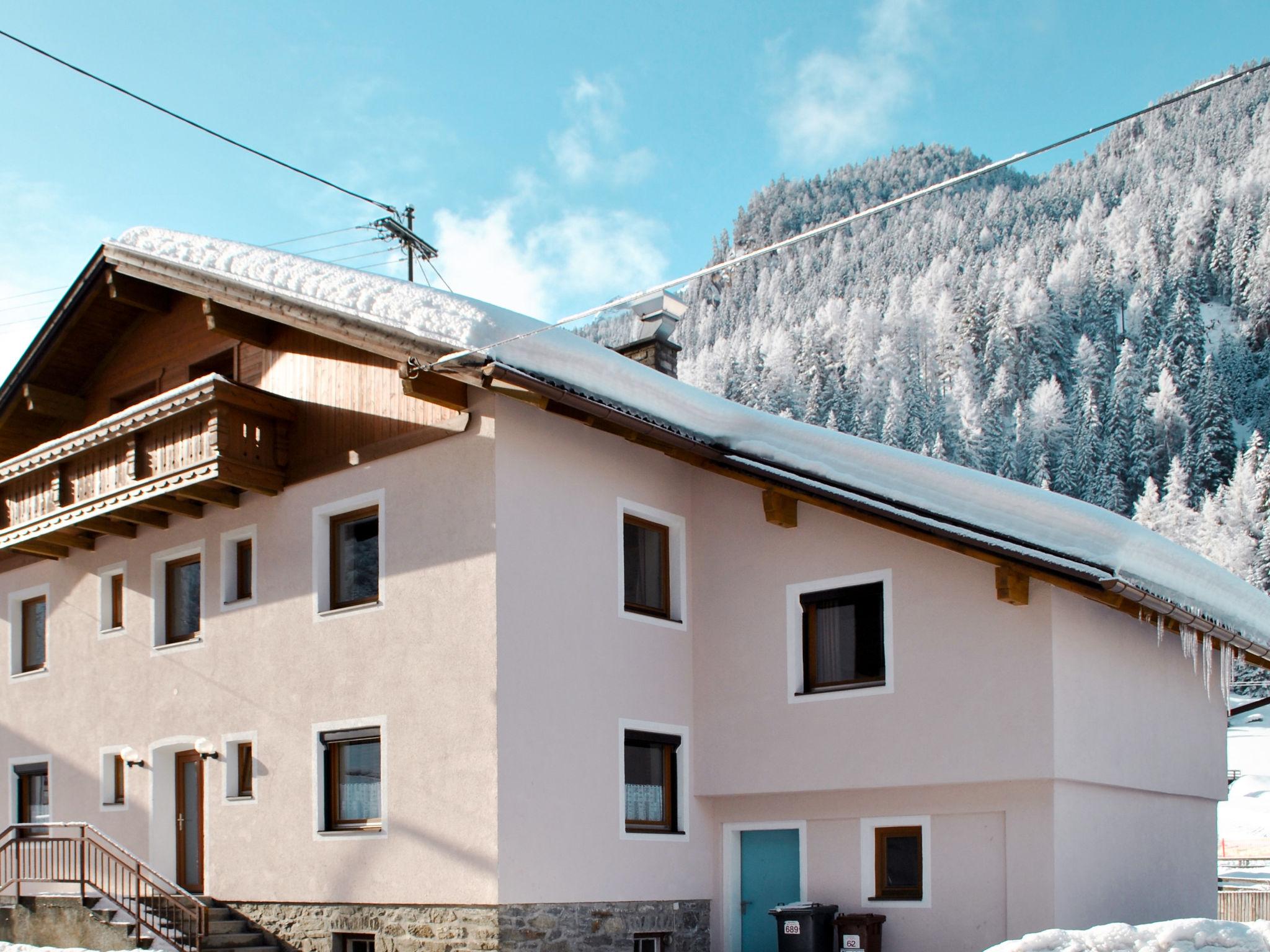 Foto 15 - Haus mit 8 Schlafzimmern in Sankt Leonhard im Pitztal mit garten