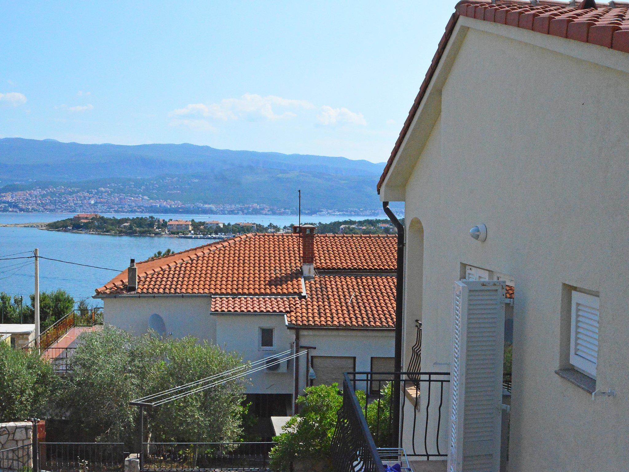 Photo 8 - Maison de 3 chambres à Dobrinj avec terrasse et vues à la mer