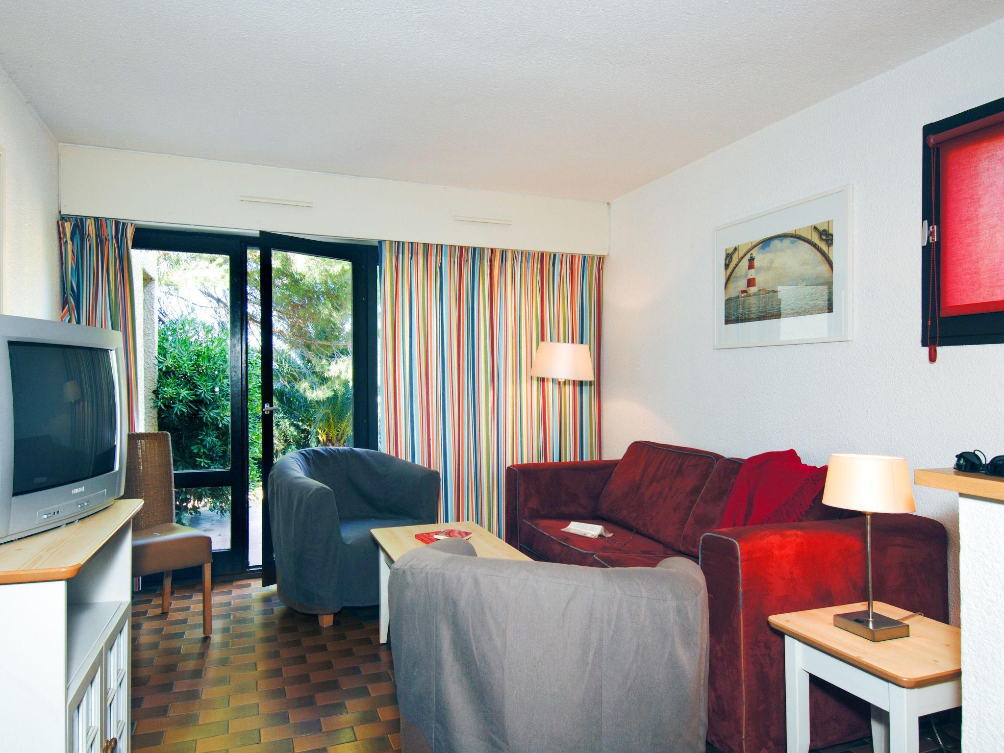 Photo 12 - Appartement de 1 chambre à Agde avec piscine et vues à la mer
