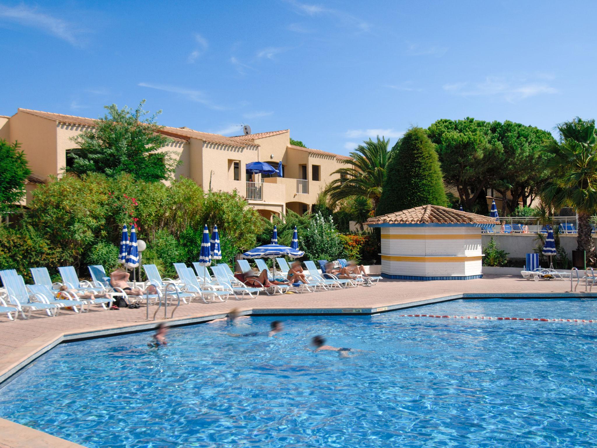 Foto 6 - Apartamento en Agde con piscina y vistas al mar
