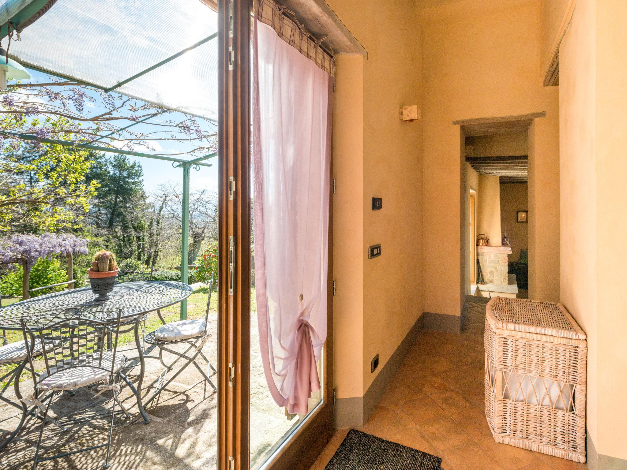 Photo 8 - Maison de 2 chambres à Roccastrada avec jardin et terrasse