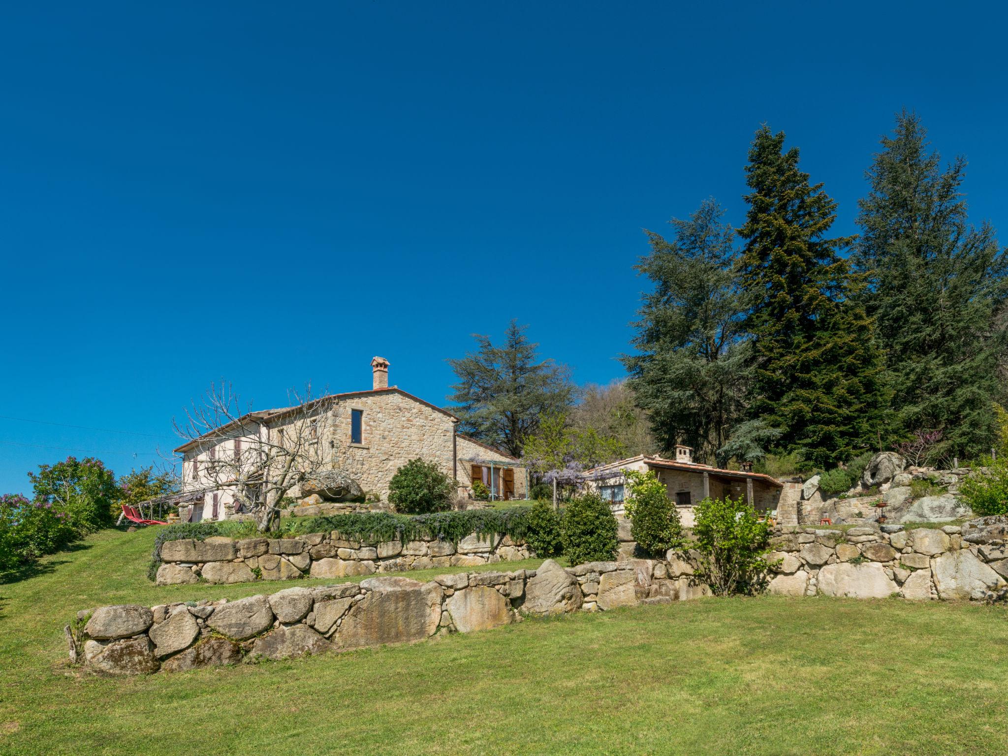 Foto 1 - Casa de 2 habitaciones en Roccastrada con jardín y terraza