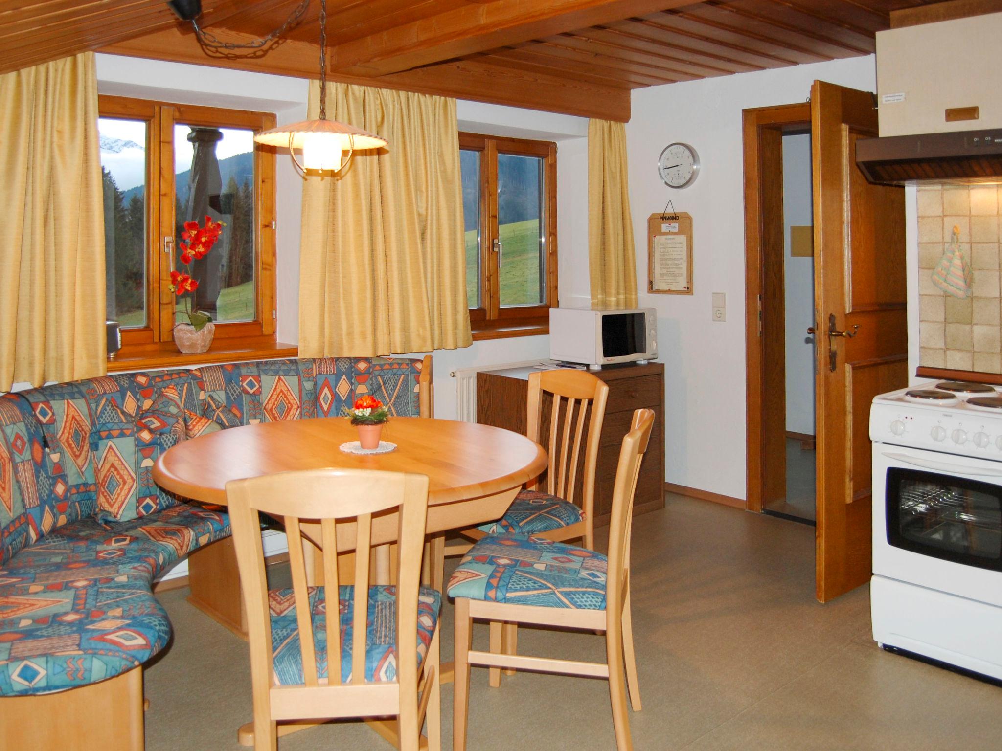 Photo 4 - Appartement de 2 chambres à Hopfgarten im Brixental avec vues sur la montagne