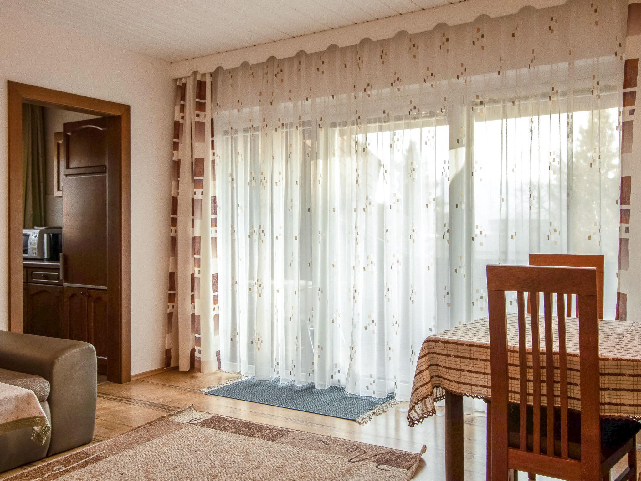 Foto 8 - Appartamento con 2 camere da letto a Sankt Kanzian am Klopeiner See con vista sulle montagne