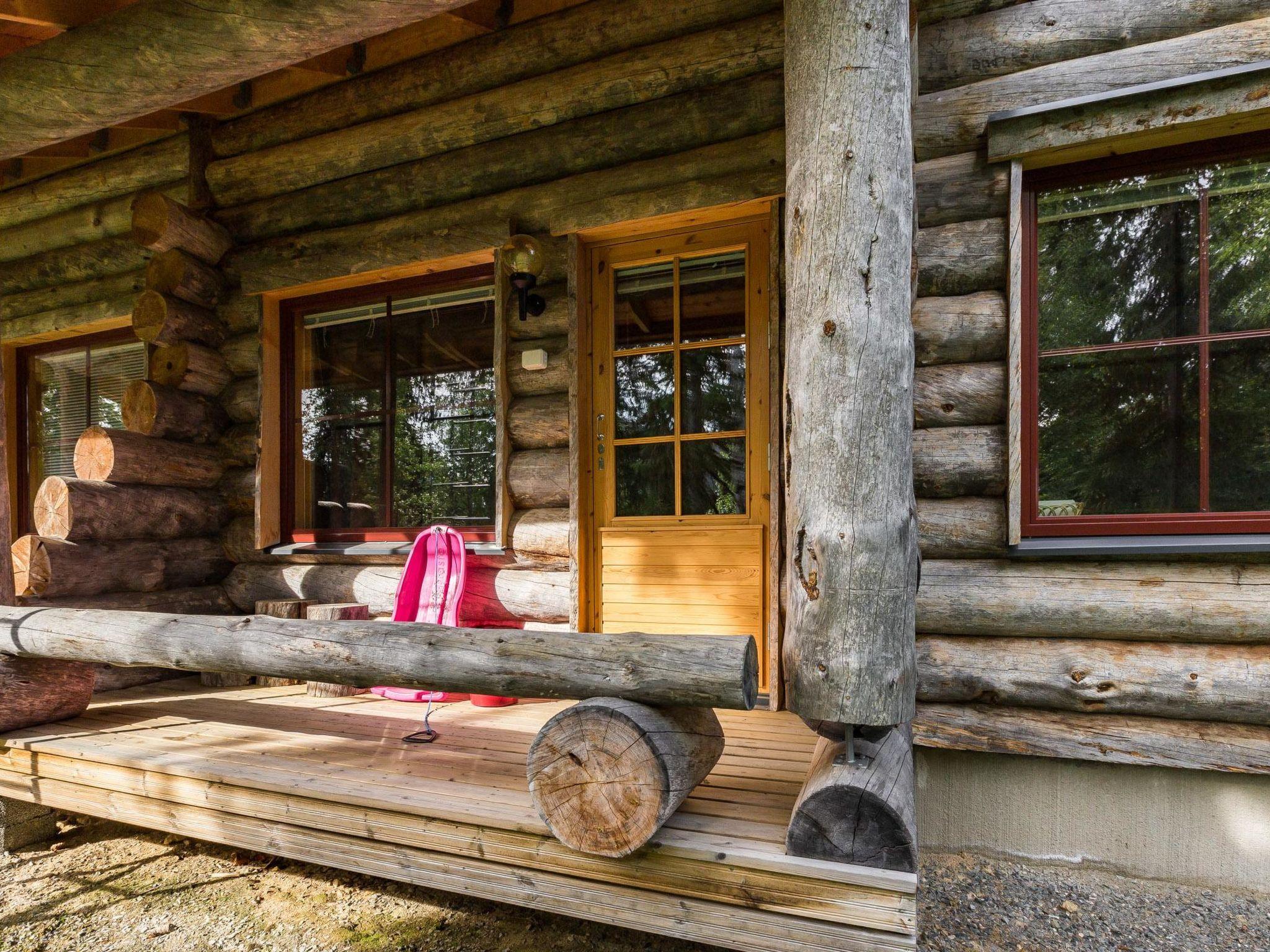 Foto 19 - Haus mit 1 Schlafzimmer in Kolari mit sauna und blick auf die berge