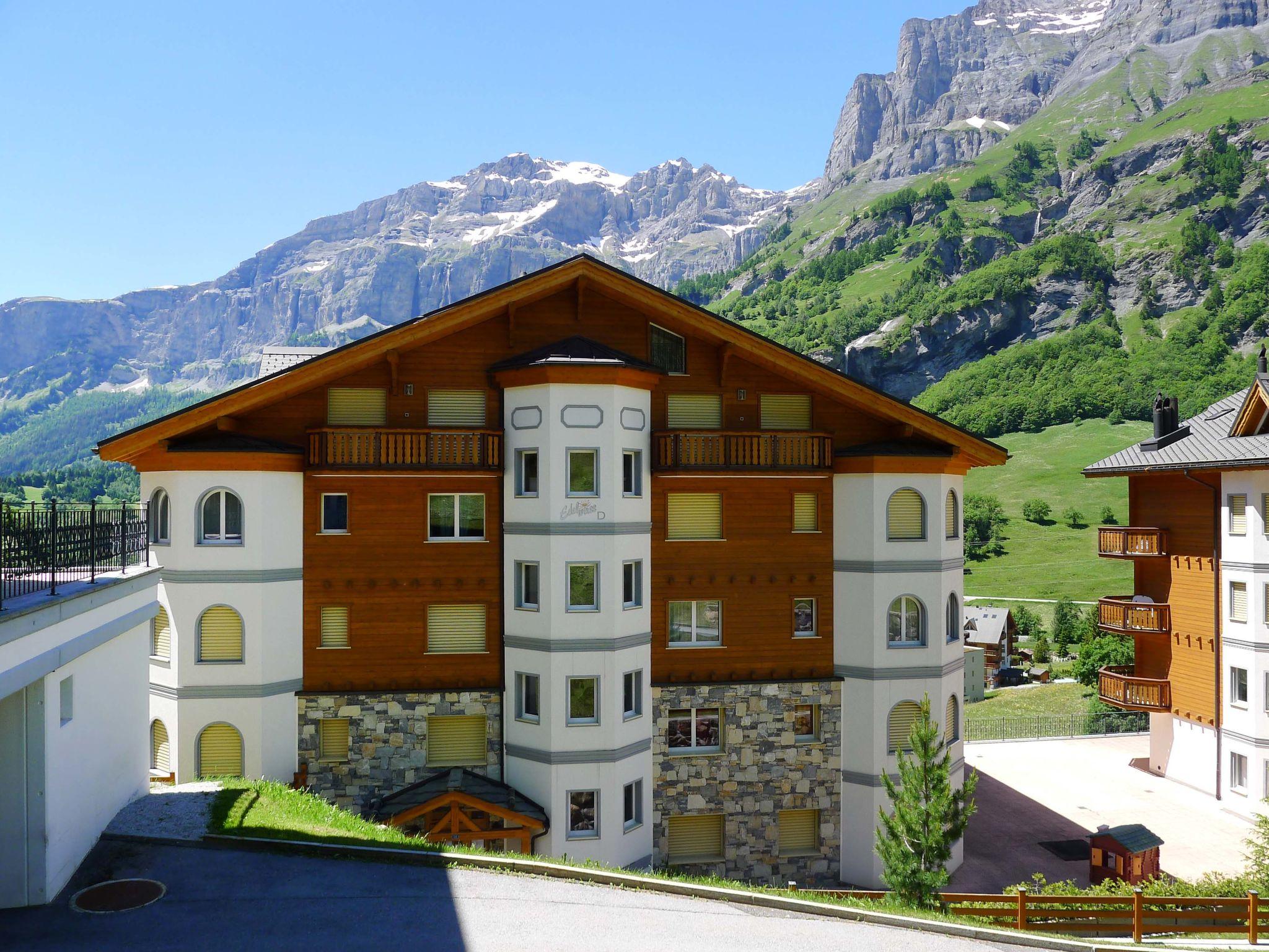 Photo 13 - 2 bedroom Apartment in Leukerbad with mountain view