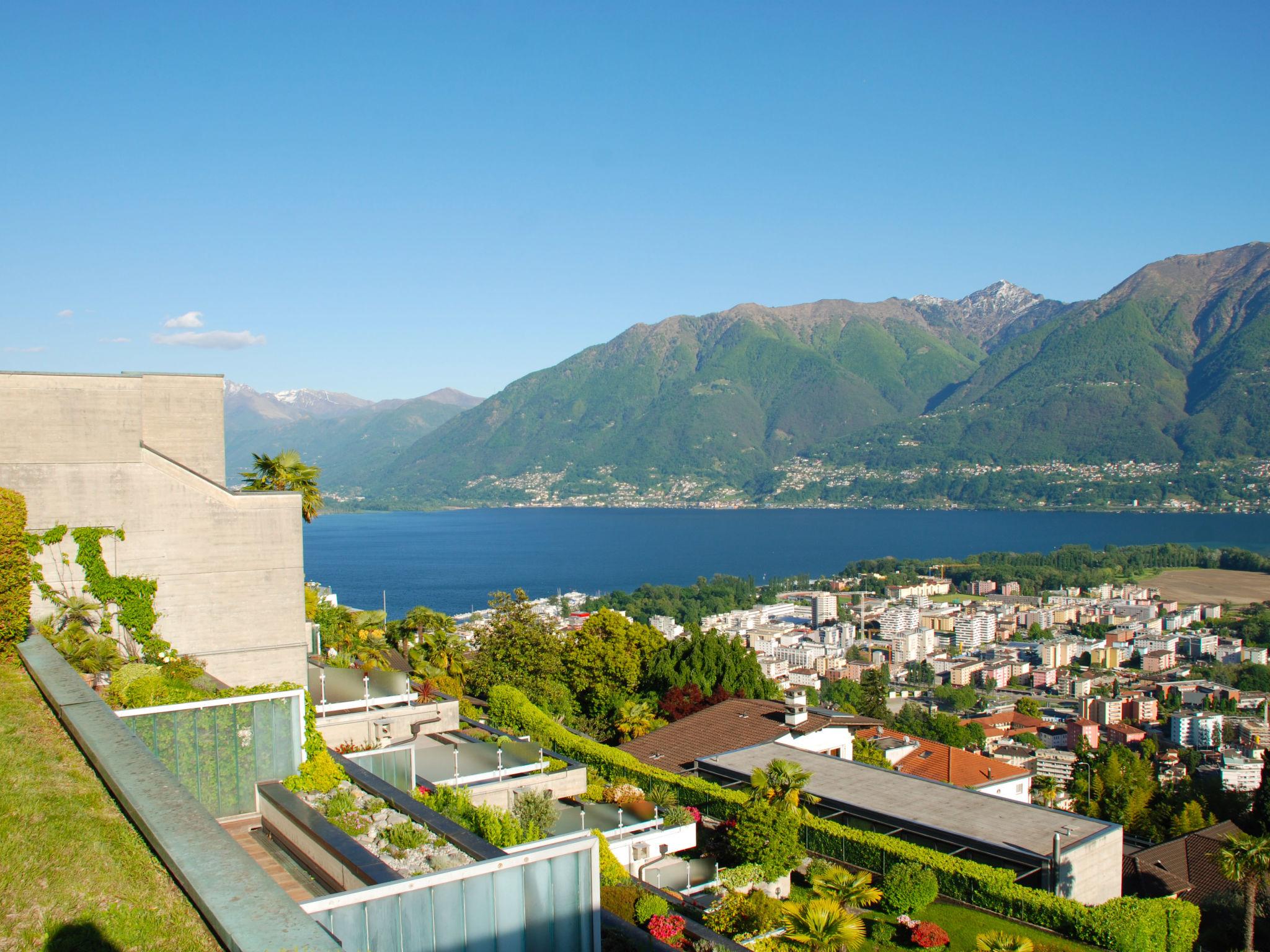 Photo 23 - Apartment in Locarno with swimming pool and mountain view