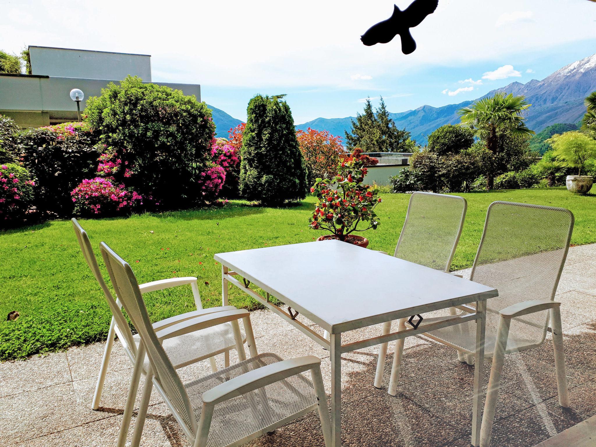 Foto 17 - Apartamento em Locarno com piscina e vista para a montanha