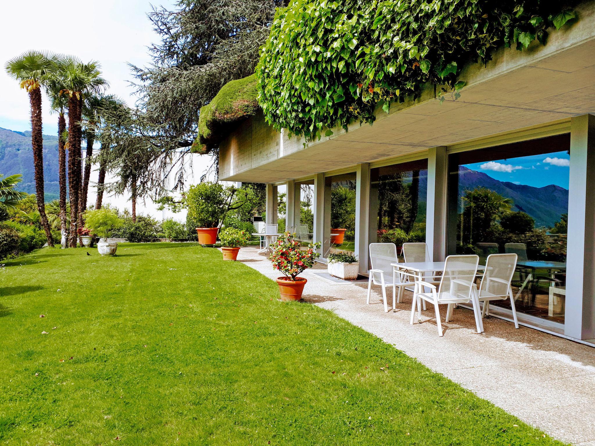 Photo 16 - Apartment in Locarno with swimming pool and mountain view