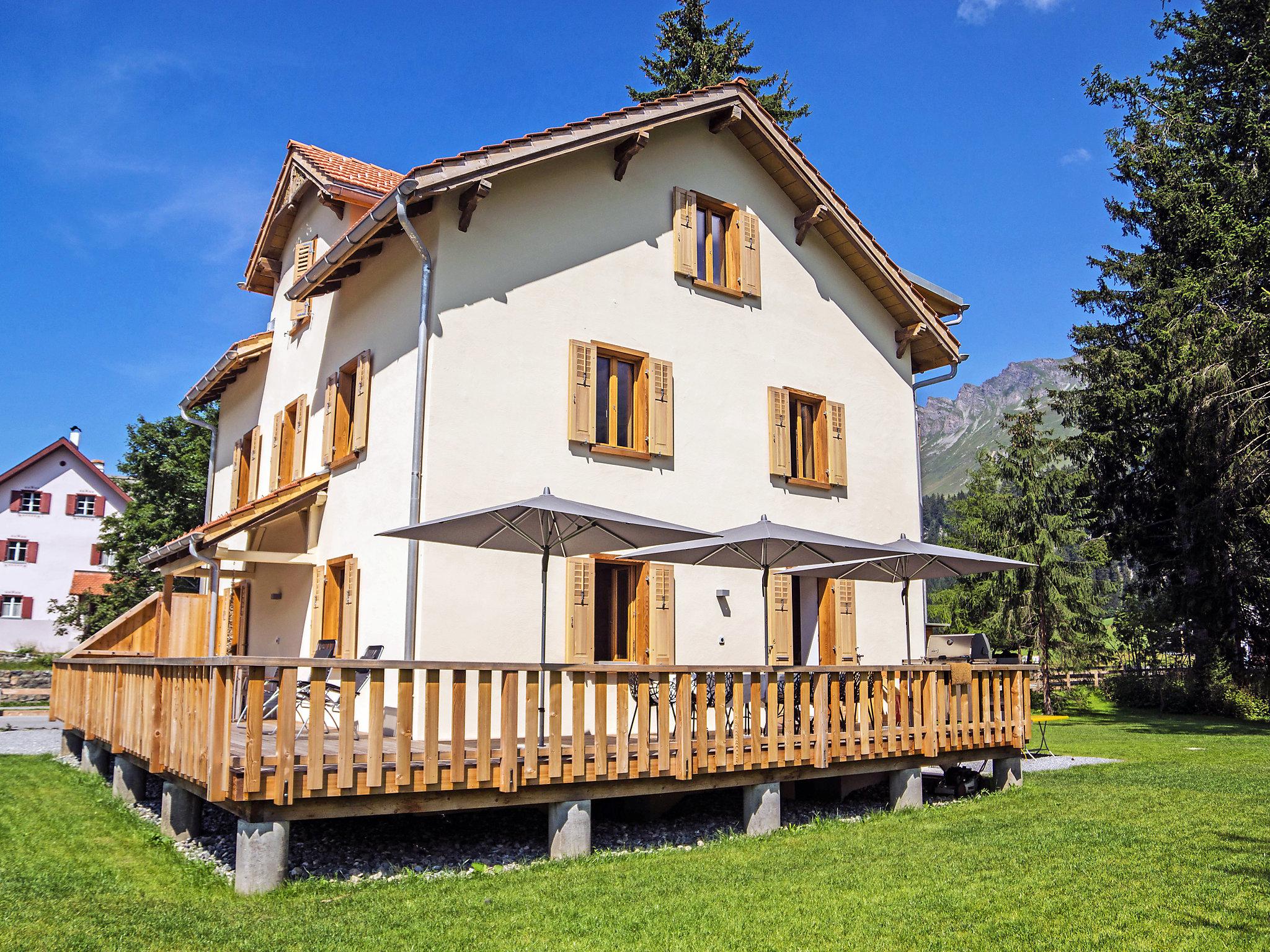 Foto 1 - Casa de 5 habitaciones en Churwalden con jardín y vistas a la montaña