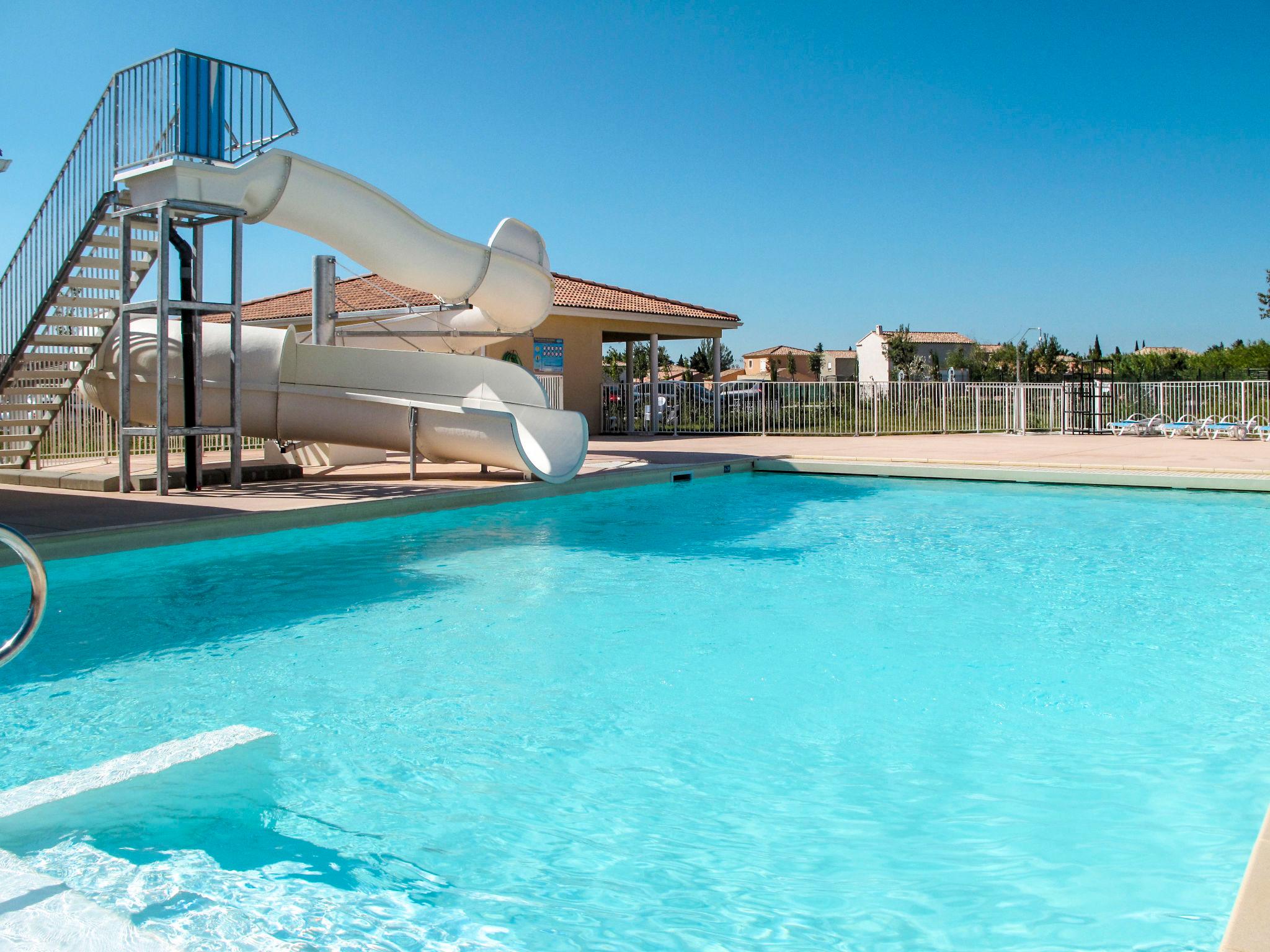 Photo 14 - Appartement de 2 chambres à Paradou avec piscine et terrasse