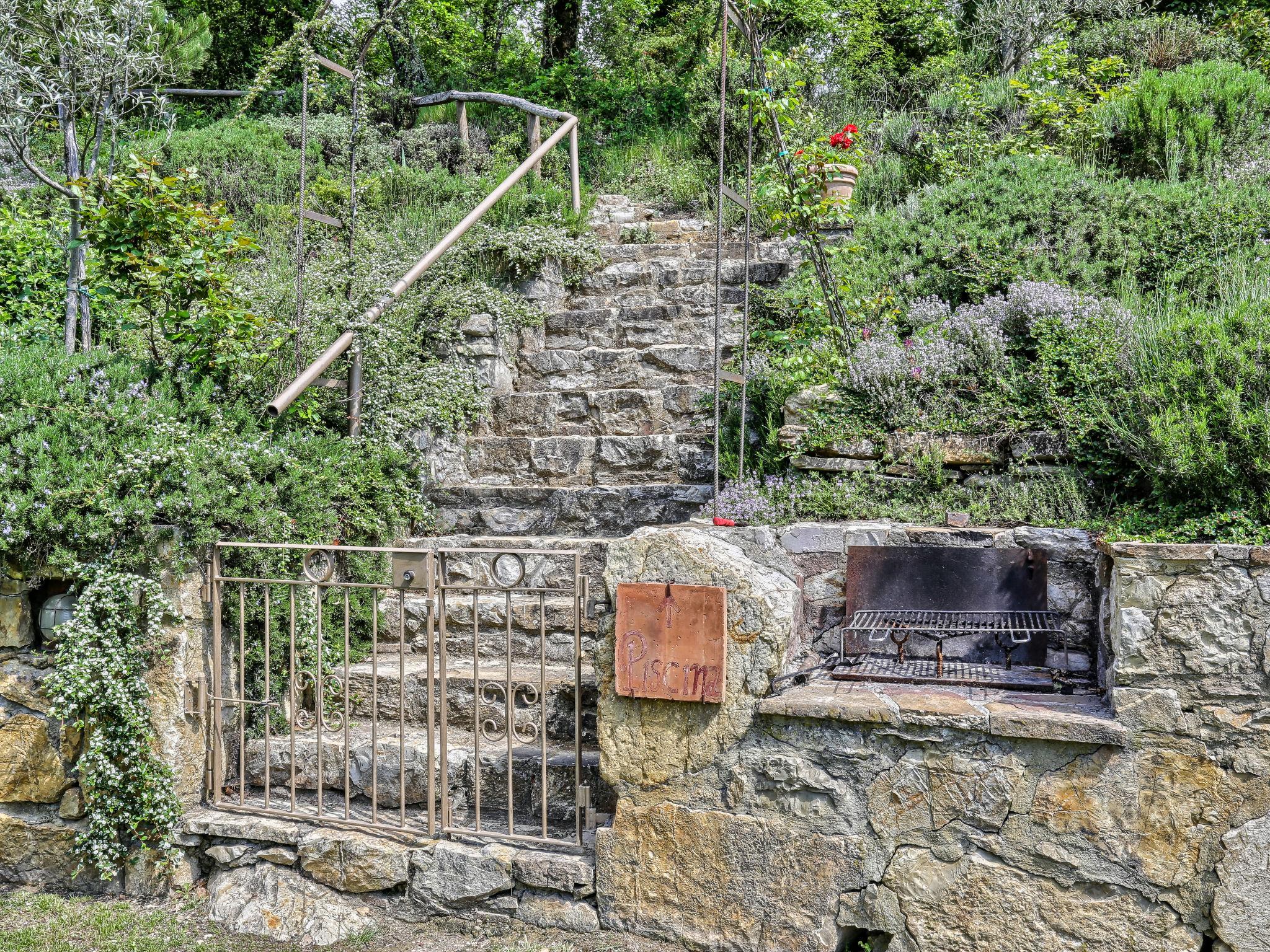 Foto 42 - Casa de 7 quartos em Castellina in Chianti com piscina privada e jardim