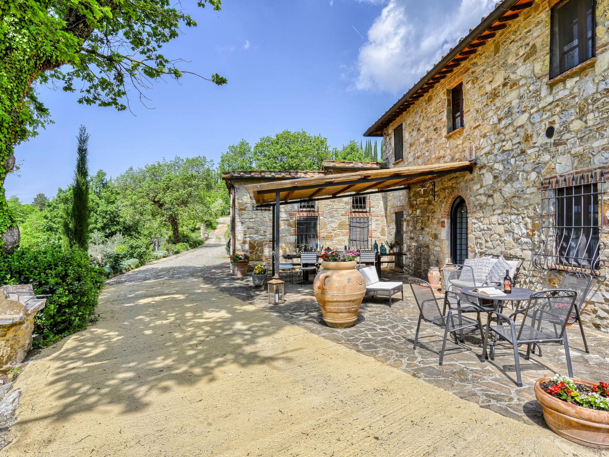 Foto 36 - Casa con 7 camere da letto a Castellina in Chianti con piscina privata e giardino
