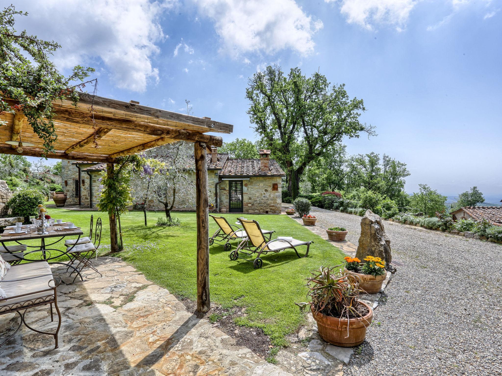 Foto 2 - Casa con 7 camere da letto a Castellina in Chianti con piscina privata e giardino