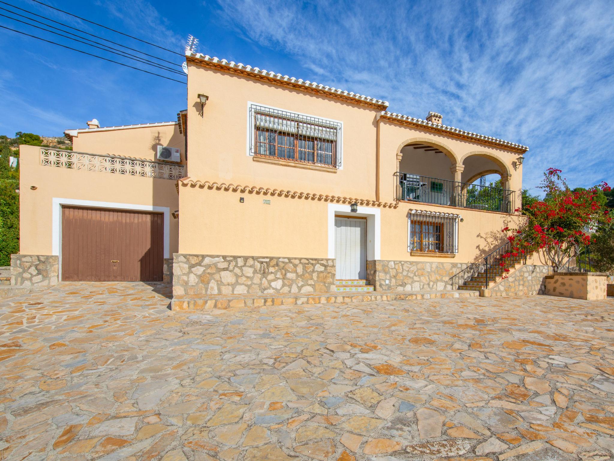 Foto 23 - Casa con 3 camere da letto a Jávea con piscina privata e vista mare