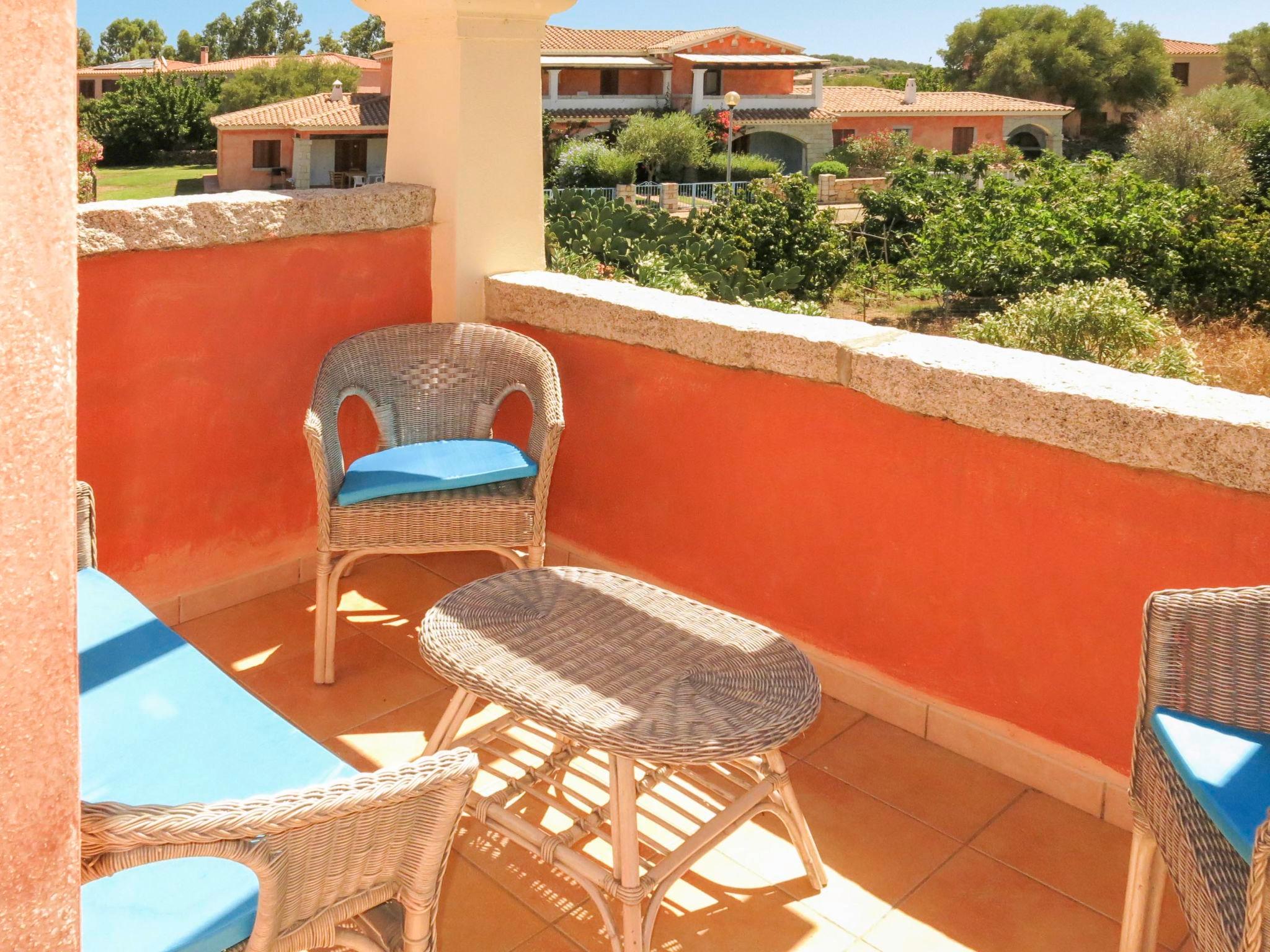 Photo 13 - 2 bedroom Apartment in San Teodoro with garden and sea view