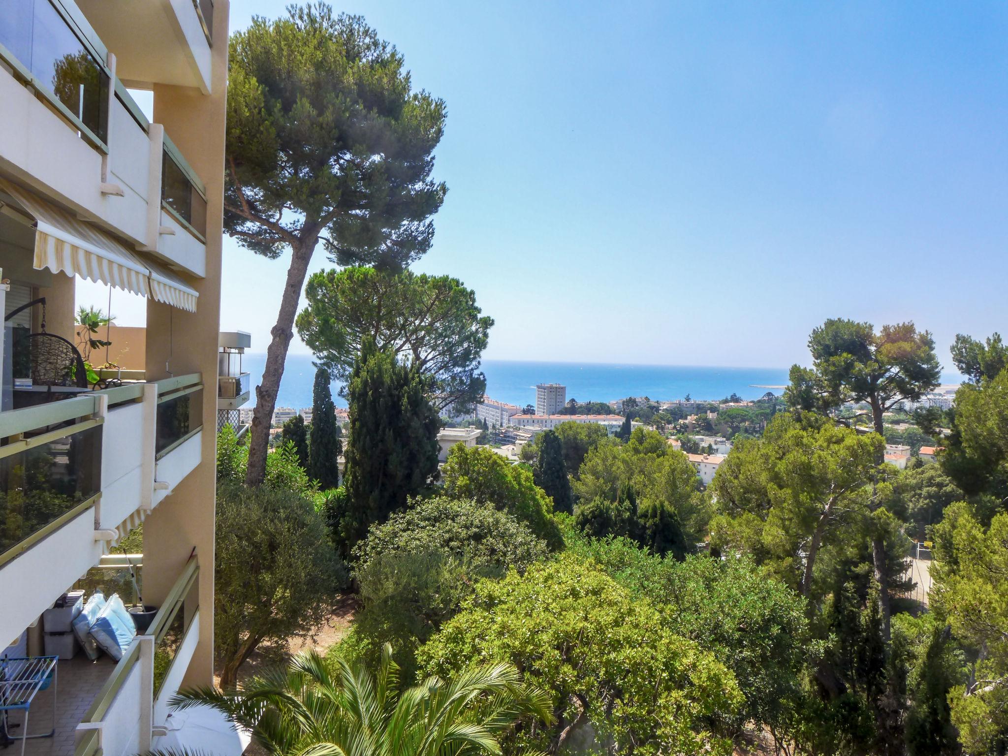 Photo 8 - Appartement de 1 chambre à Nice avec piscine et vues à la mer