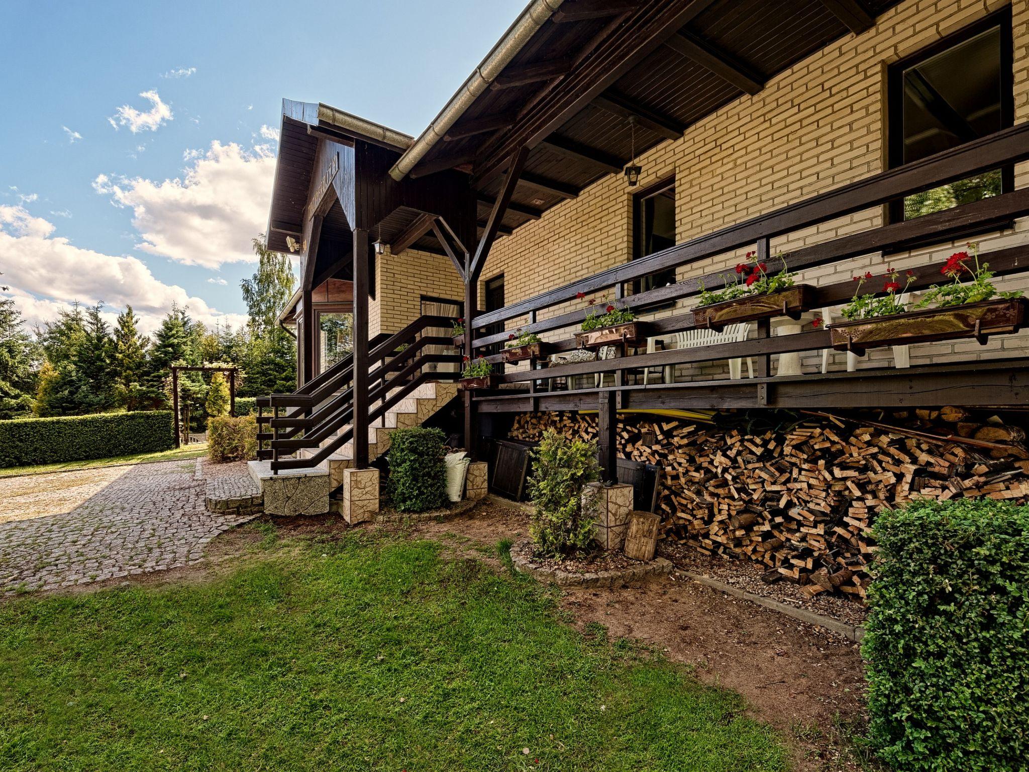 Photo 37 - Maison de 3 chambres à Parchowo avec jardin