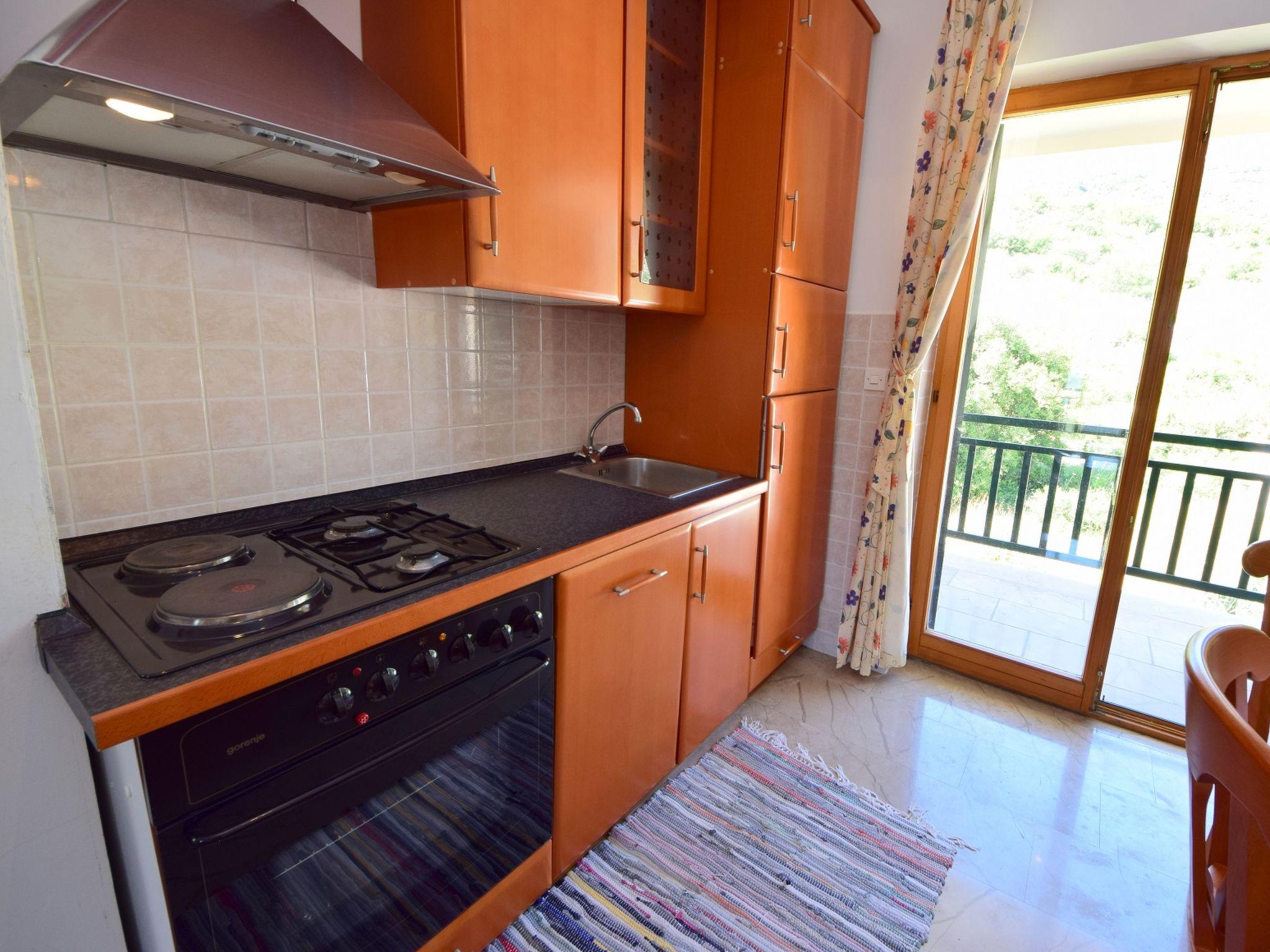 Foto 8 - Appartamento con 2 camere da letto a Orebić con piscina e vista mare