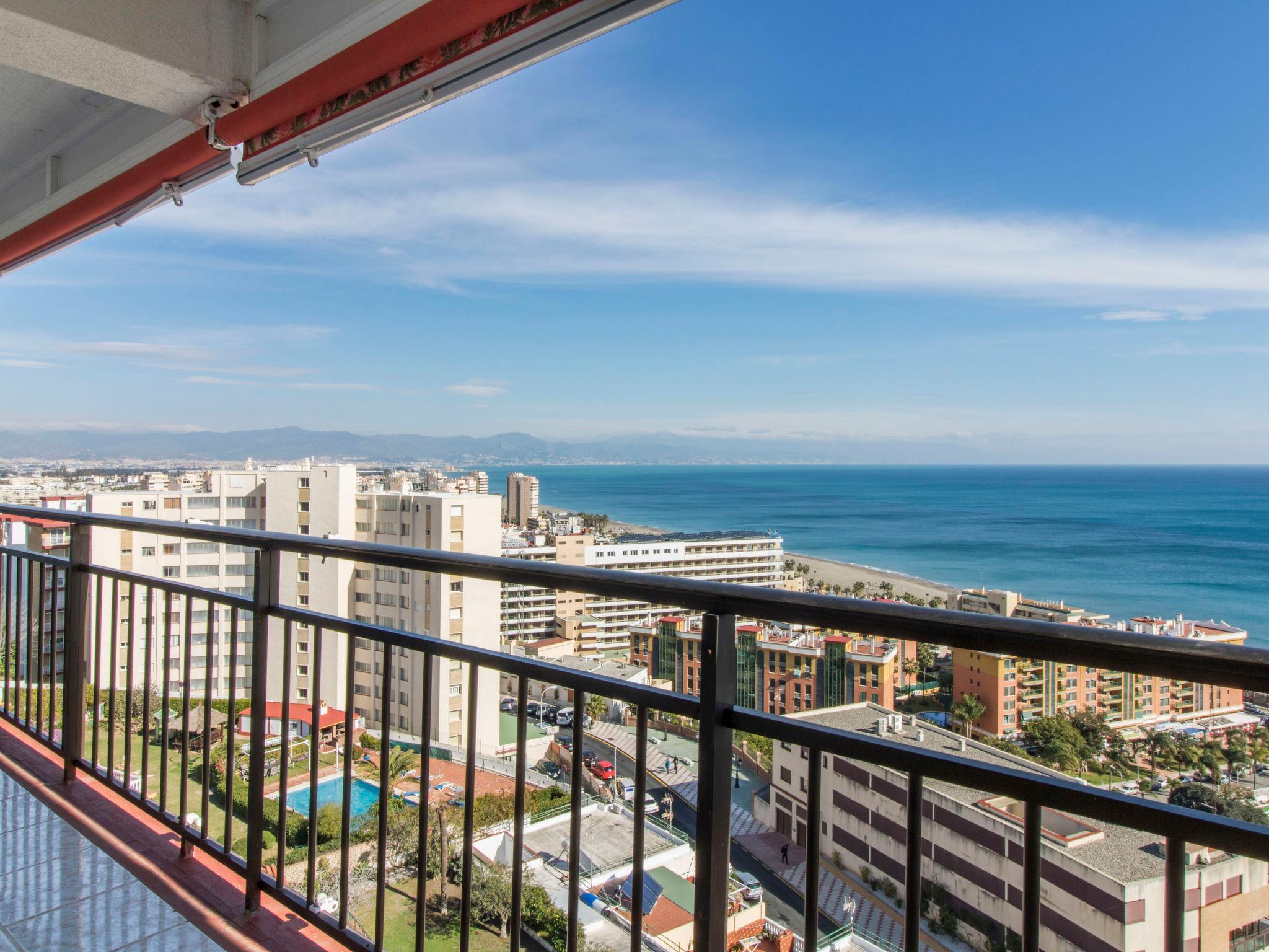 Foto 23 - Apartment mit 2 Schlafzimmern in Torremolinos mit schwimmbad und blick aufs meer