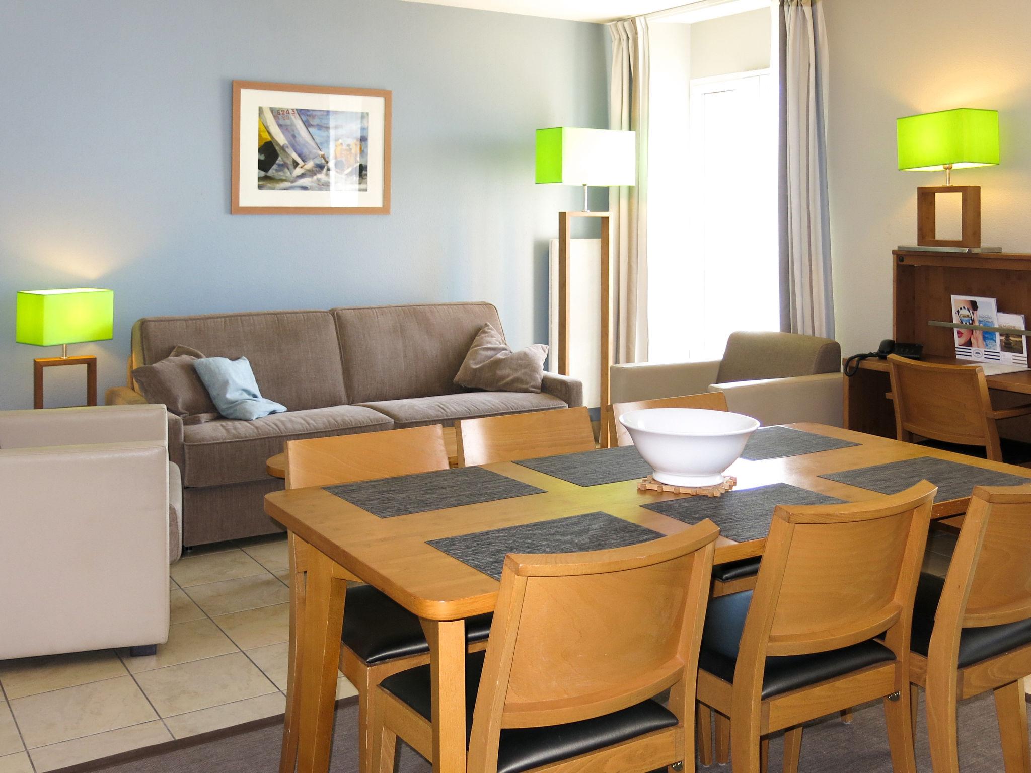 Photo 4 - 2 bedroom Apartment in Saint-Malo with swimming pool and sea view