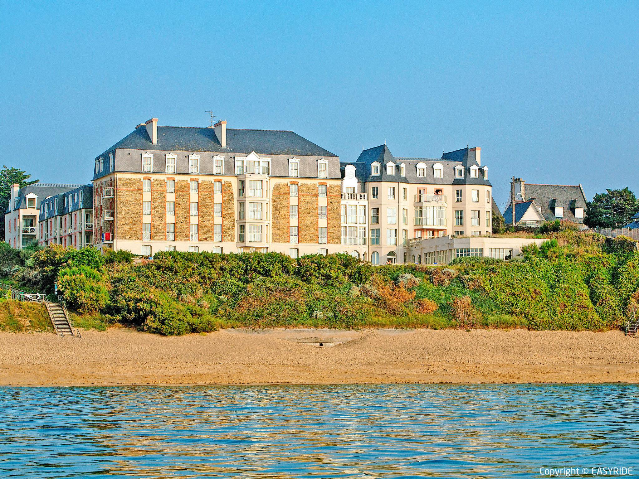 Foto 1 - Apartamento de 1 habitación en Saint-Malo con piscina y vistas al mar