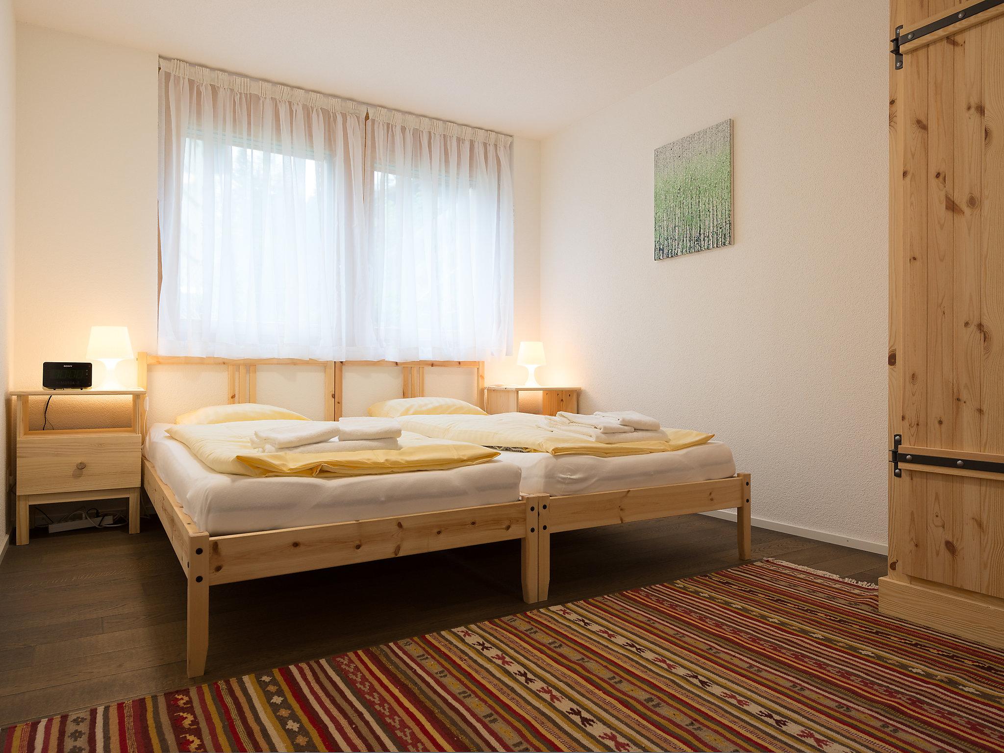 Foto 4 - Apartment mit 2 Schlafzimmern in Lauterbrunnen mit terrasse und blick auf die berge