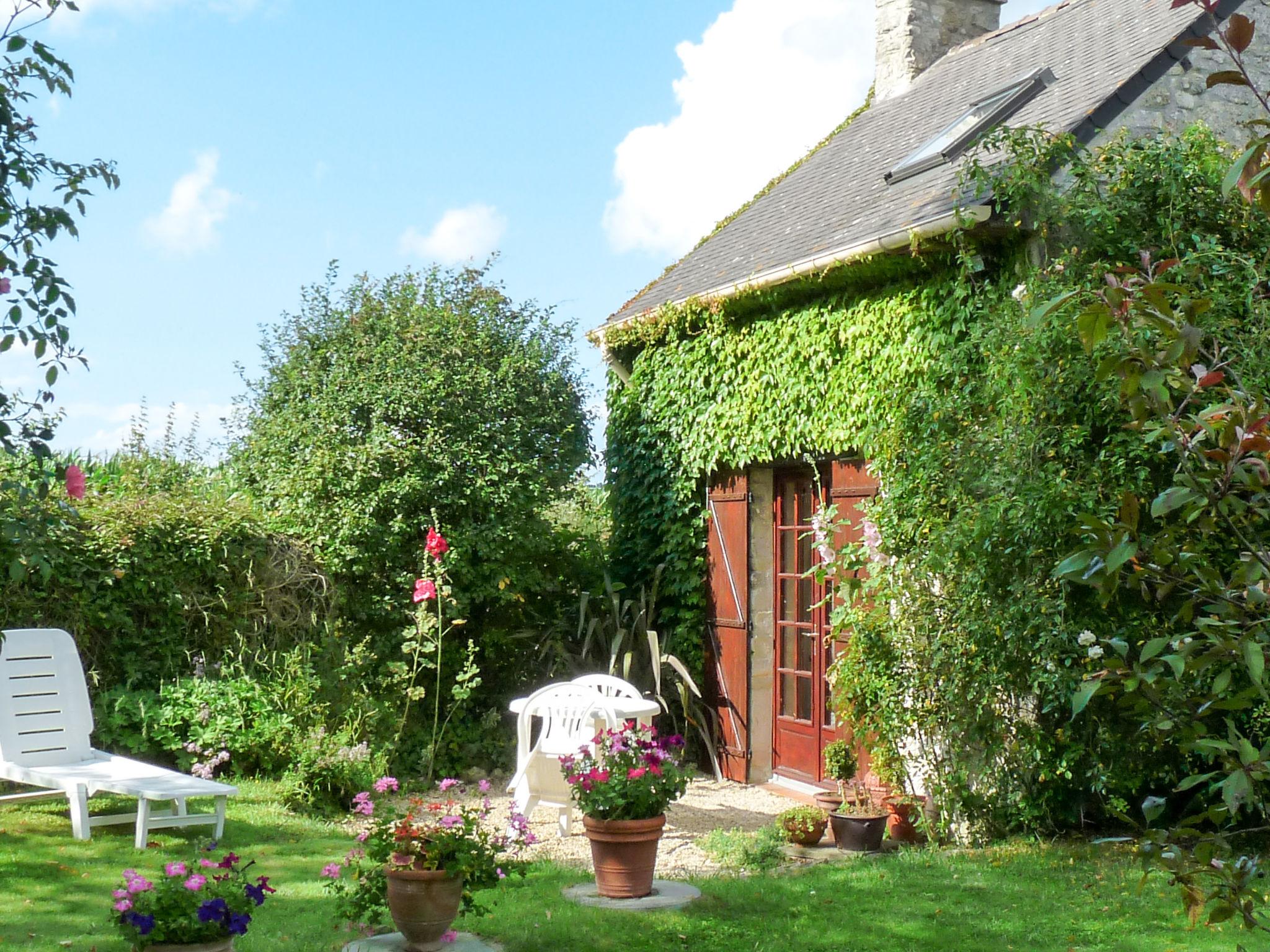 Photo 1 - Maison de 1 chambre à Canchy avec jardin