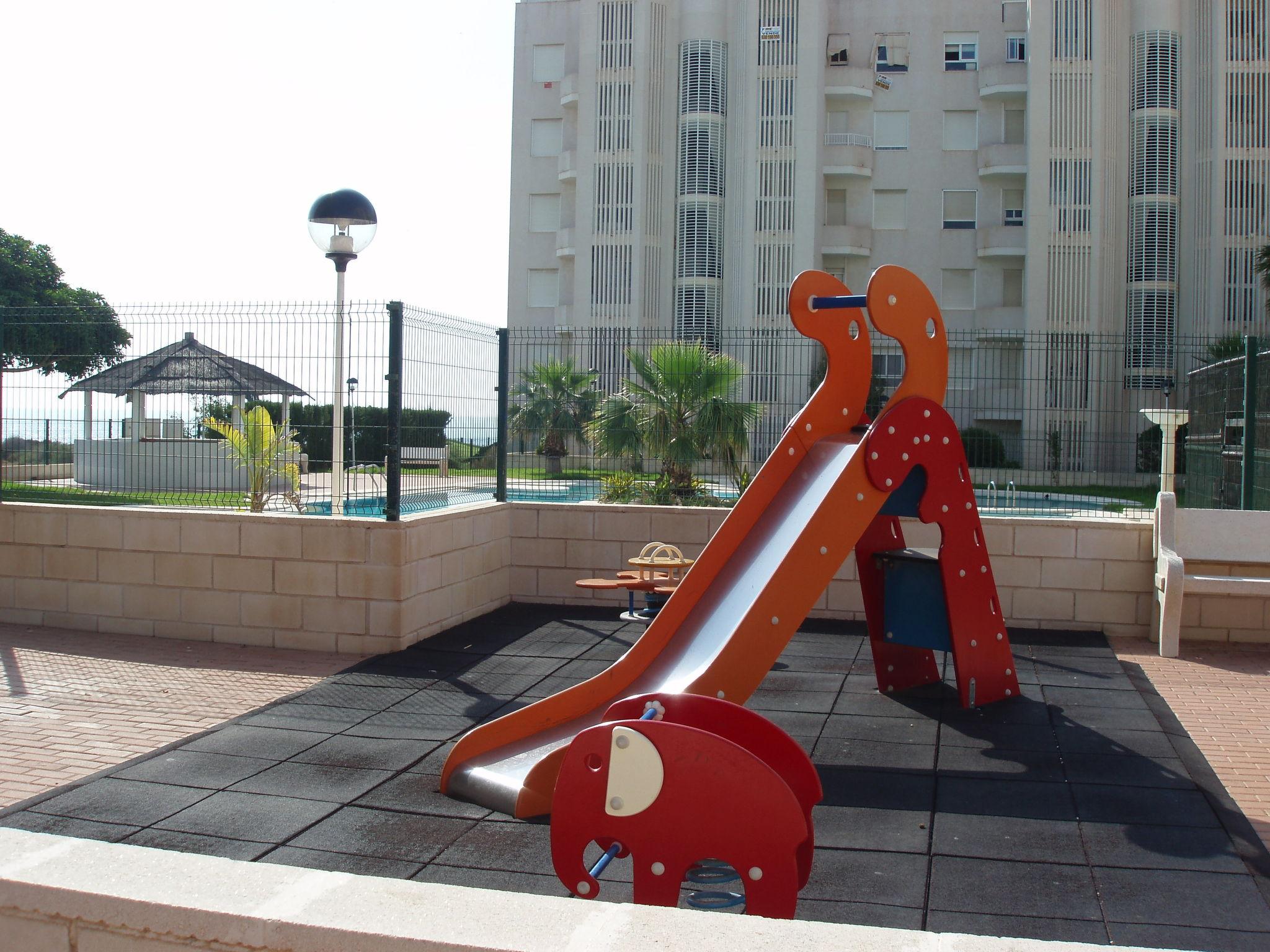 Foto 10 - Apartamento de 2 quartos em El Campello com piscina e terraço